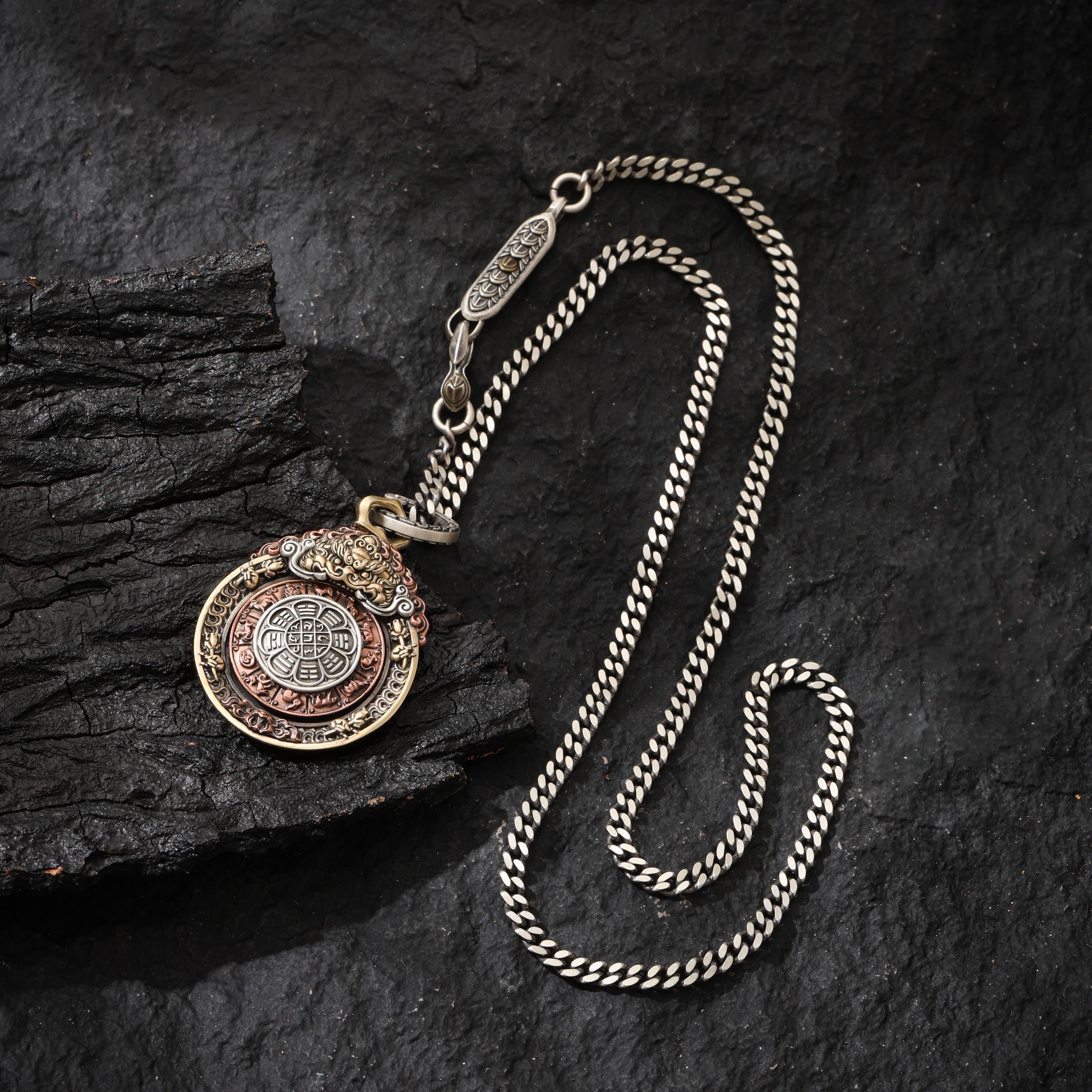 Rotating Vajra Pendant