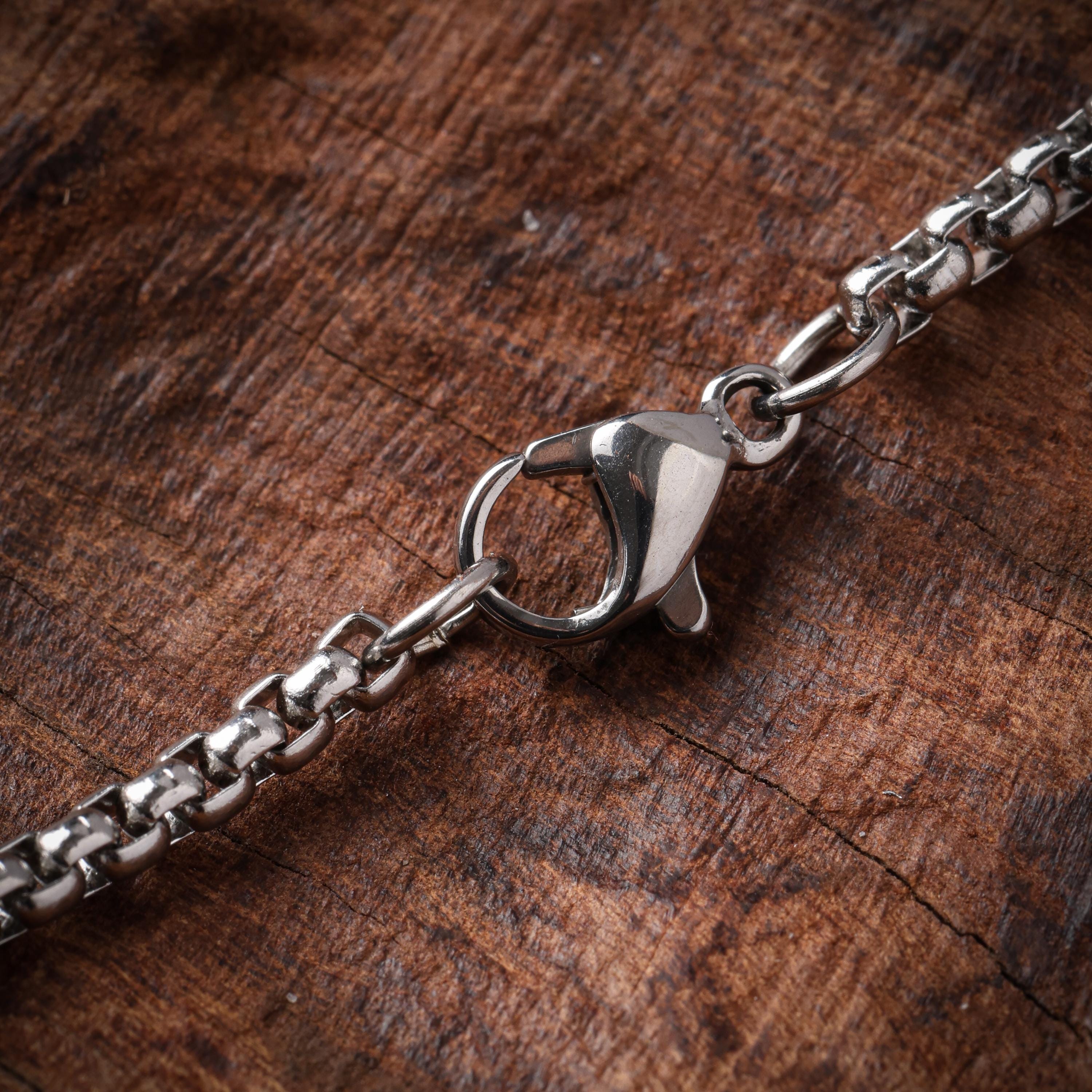 The Mantra "Om Mani Pad me Hum" Pendant