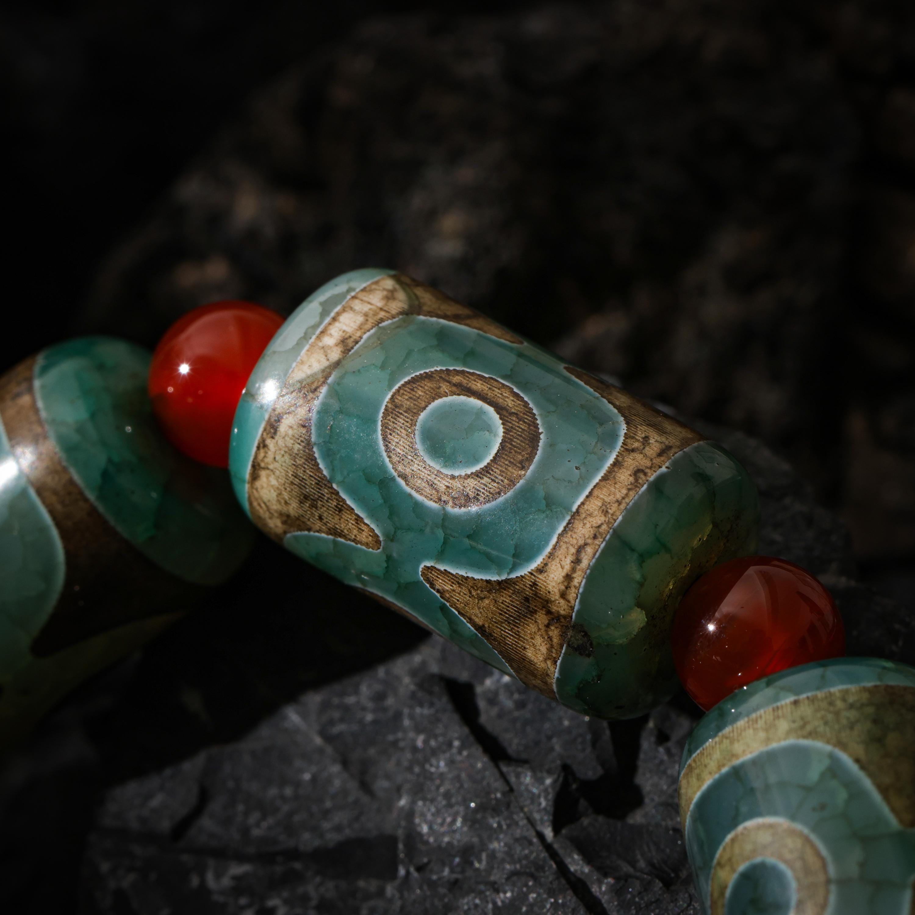 AURA DEER Tibetan Dzi Agate Bracelet Statement Stretch Bracelet Protective Talisman Jewelry