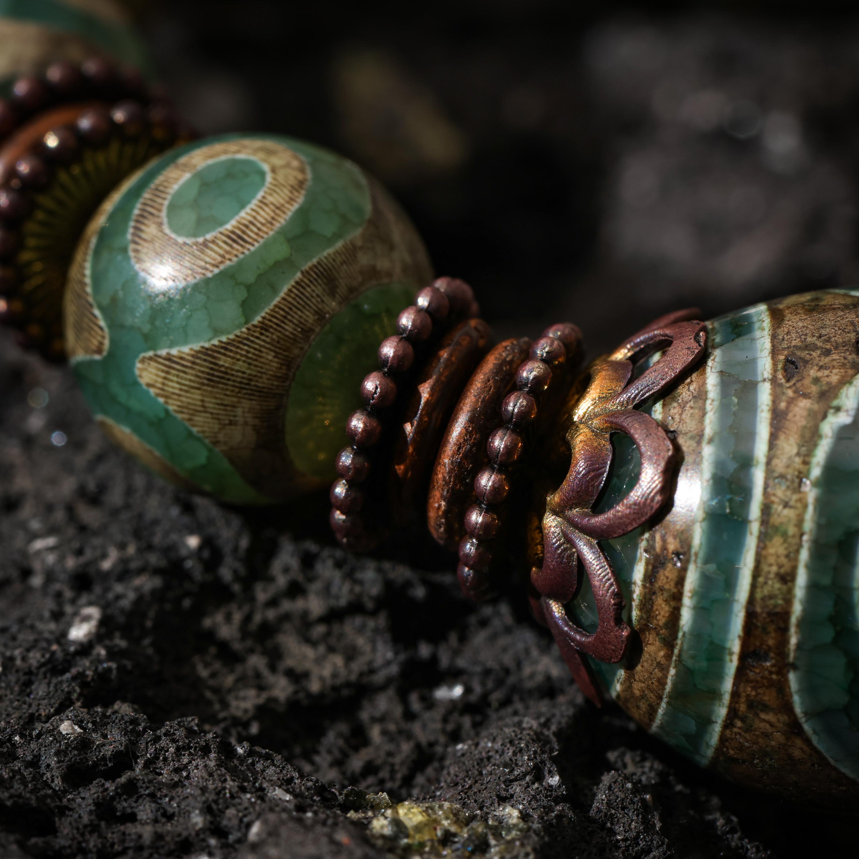 AURA DEER Tibetan Dzi Agate Bracelet Statement Stretch Bracelet Protective Talisman Jewelry