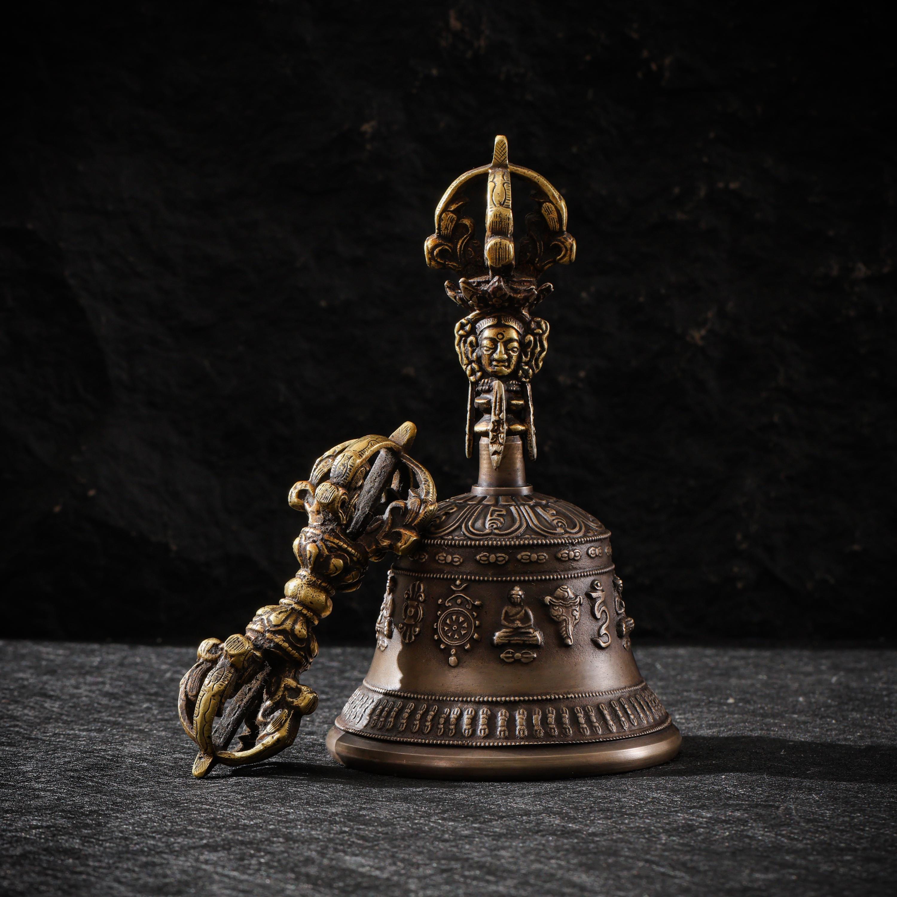AURA DEER Tibetan Brass Bell and Vajra Set, Five-Prong Dorje, Altar Decor, Meditation Ritual
