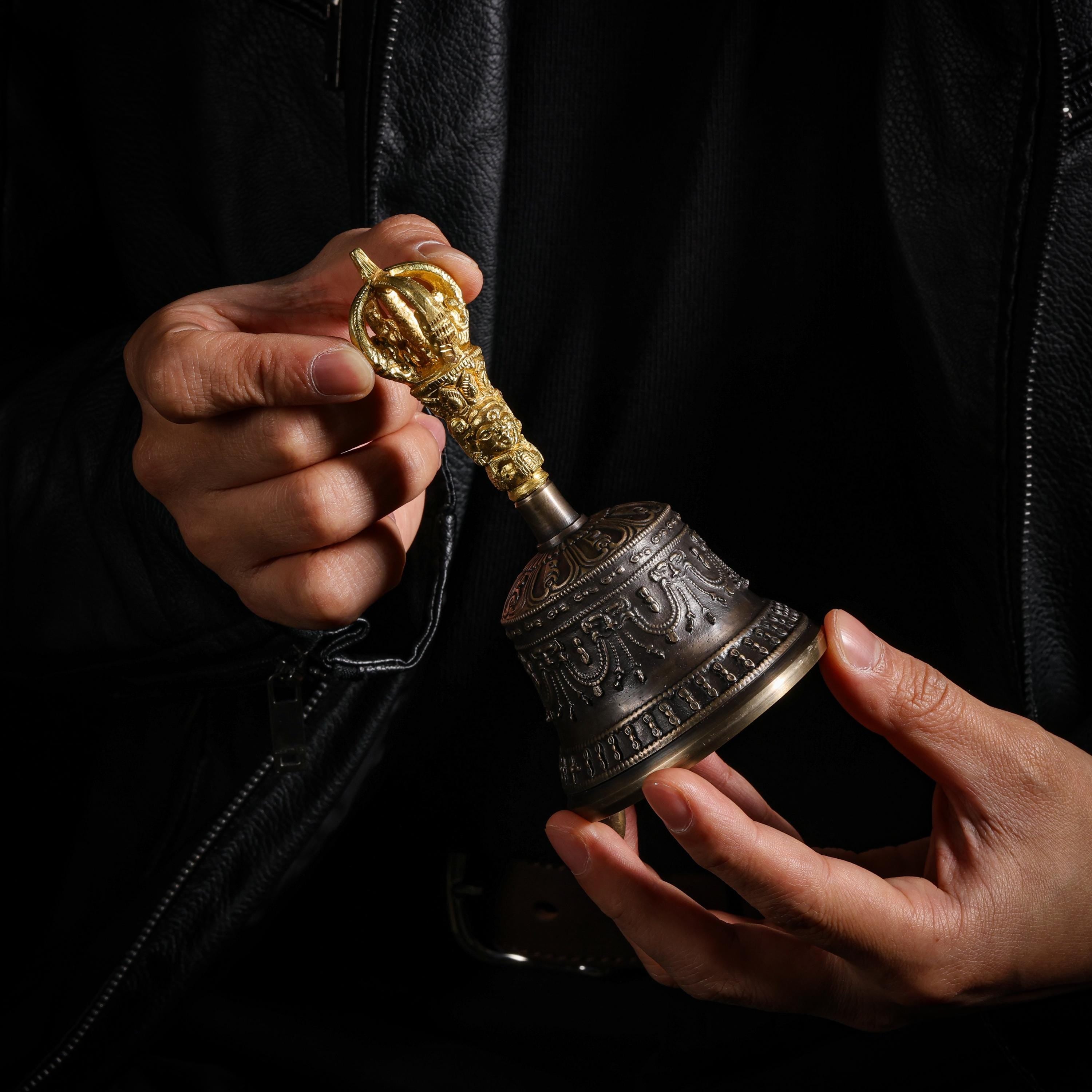 AURA DEER Tibetan Brass Bell and Vajra Set, Five-Prong Dorje, Altar Decor, Meditation Ritual