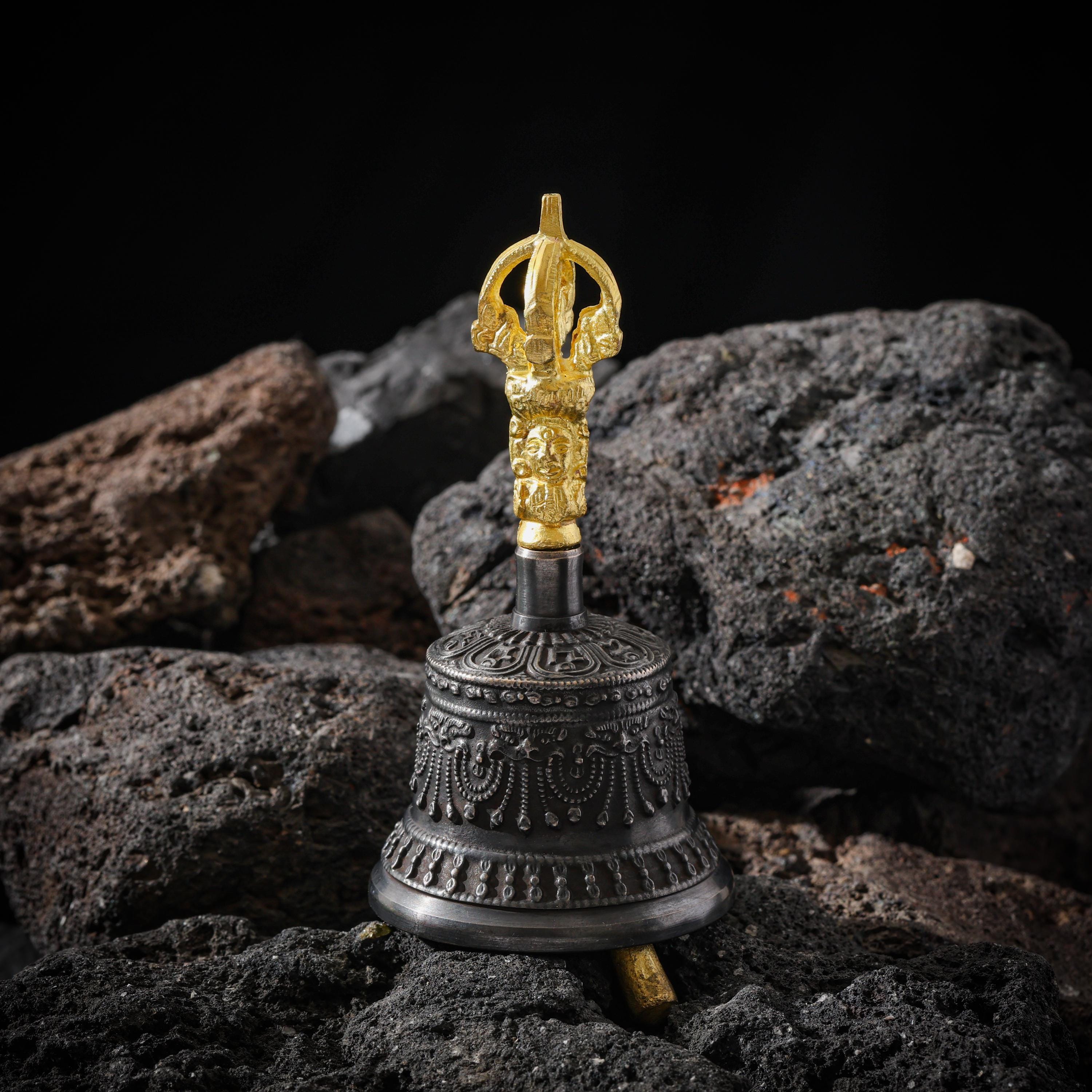 AURA DEER Tibetan Brass Bell and Vajra Set, Five-Prong Dorje, Altar Decor, Meditation Ritual