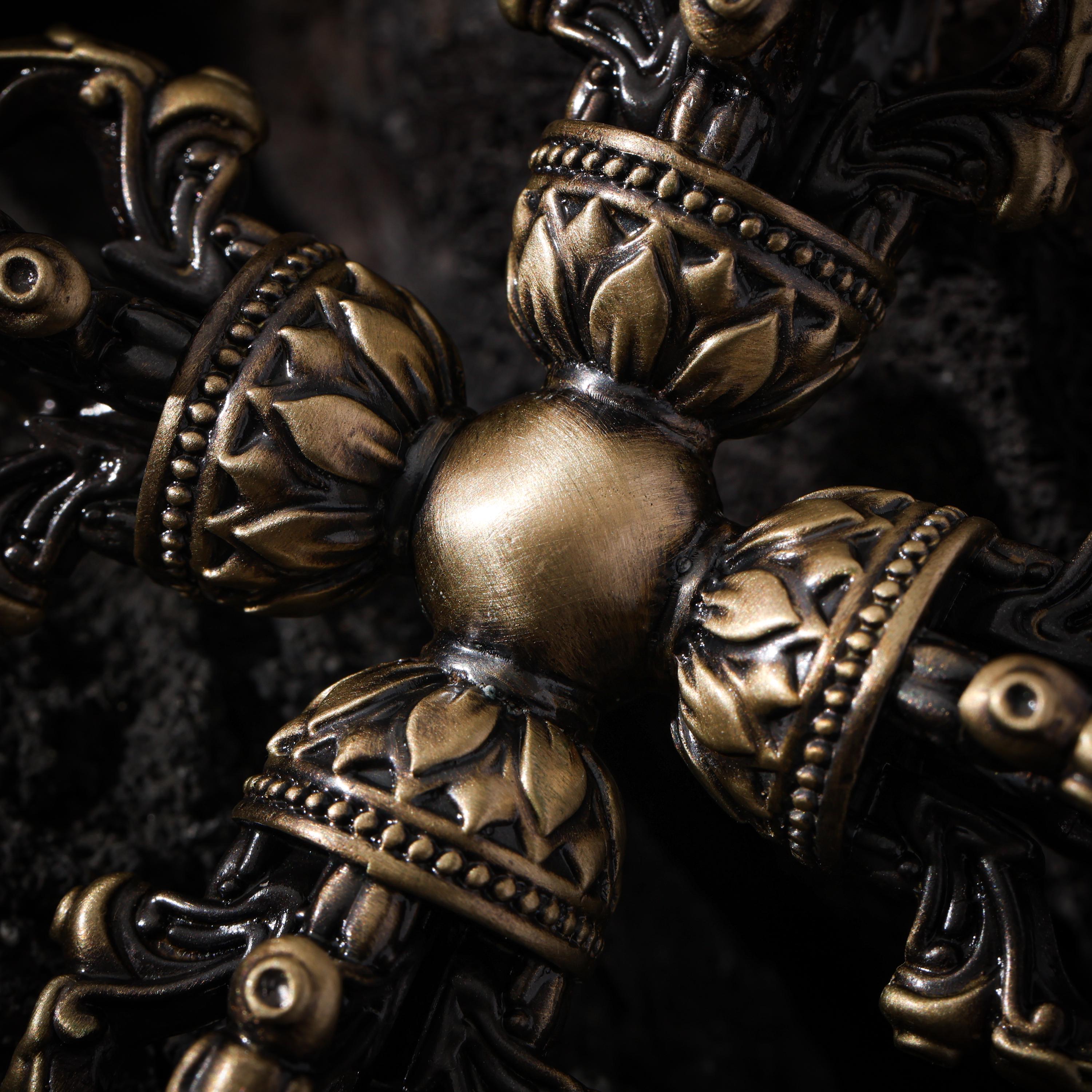 Five-Pronged Vajra Handheld Object