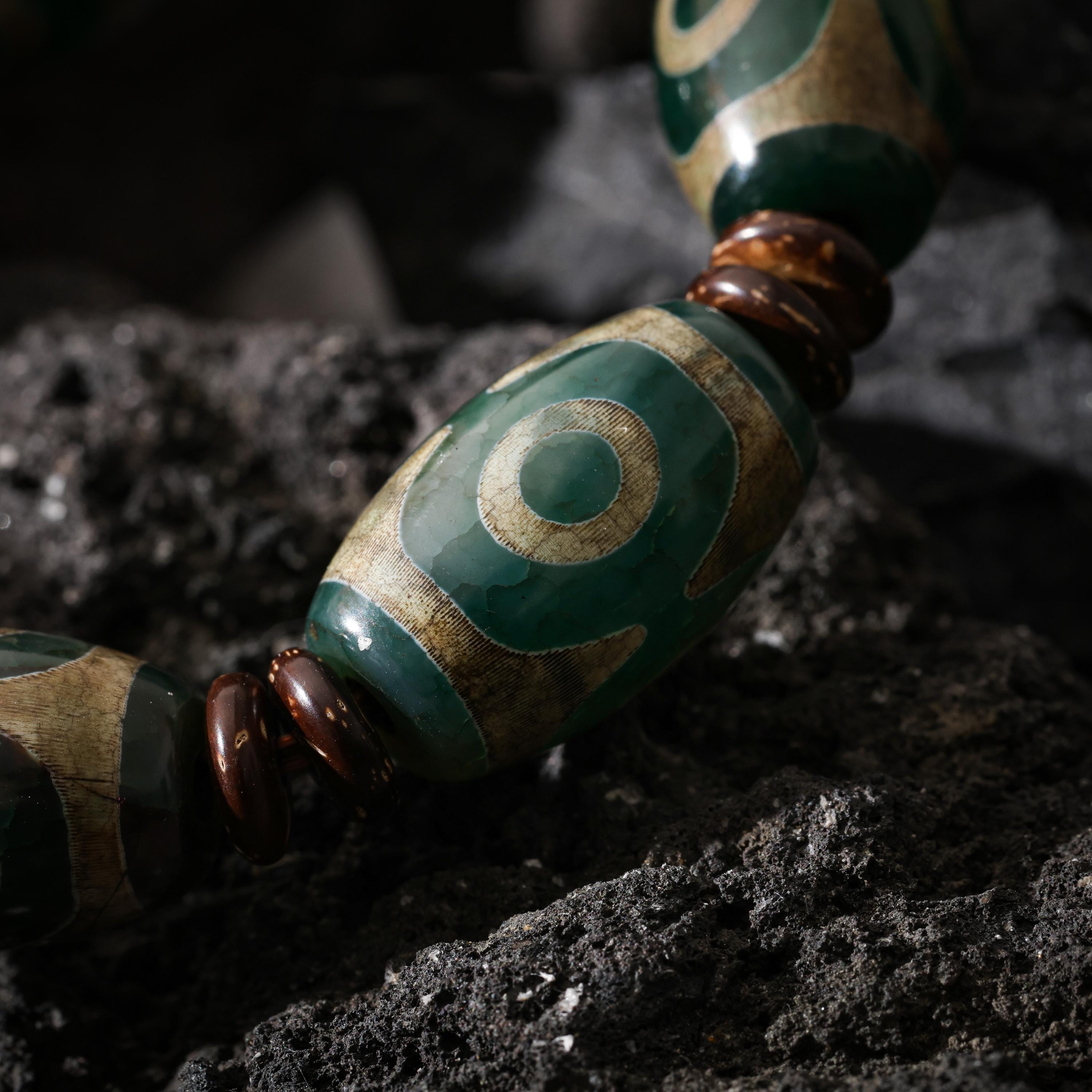 AURA DEER Tibetan Dzi Agate Bracelet Statement Stretch Bracelet Protective Talisman Jewelry