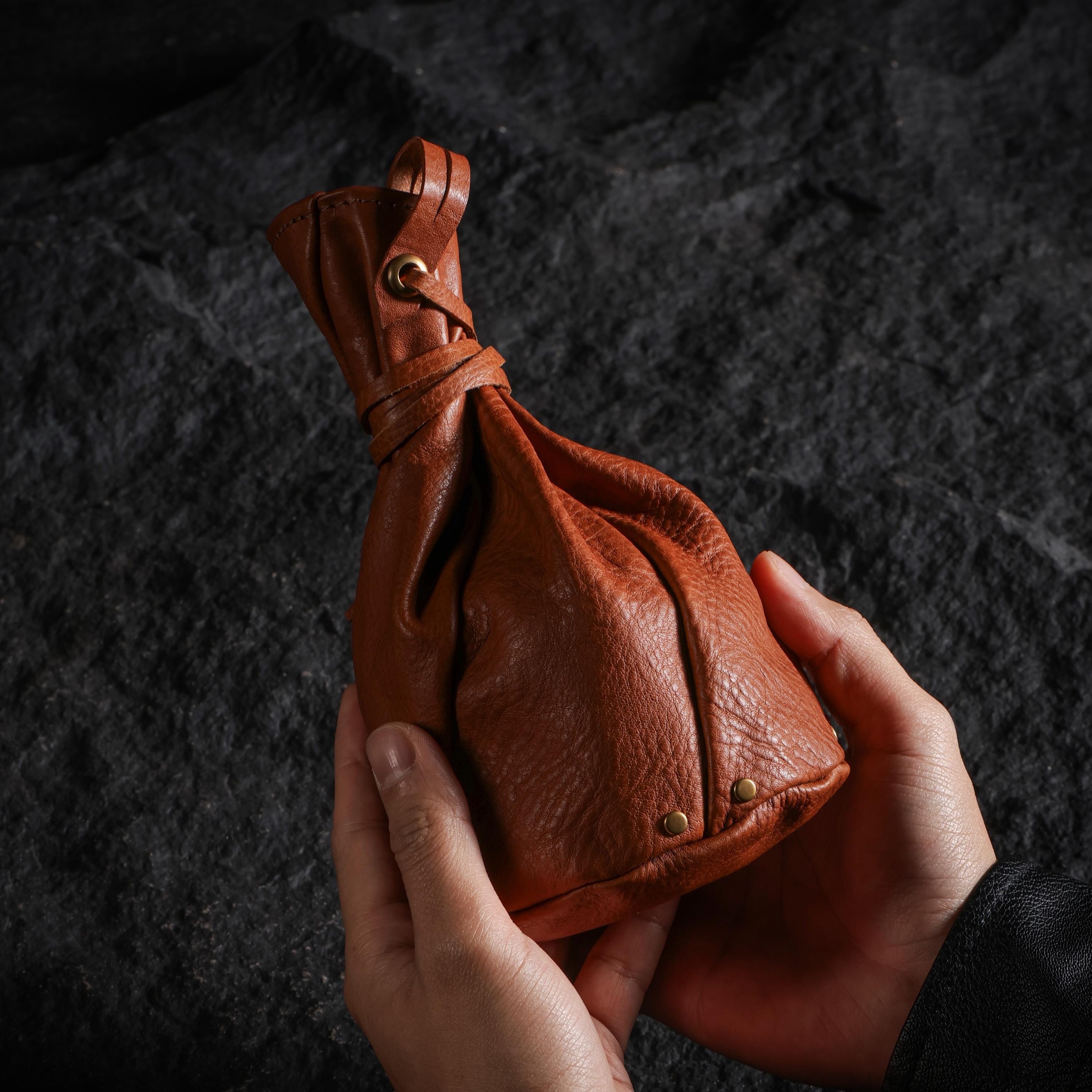 AURA DEER Vegetable Tanned Leather Drawstring Pouch, Belt Pouch & Clip Bag