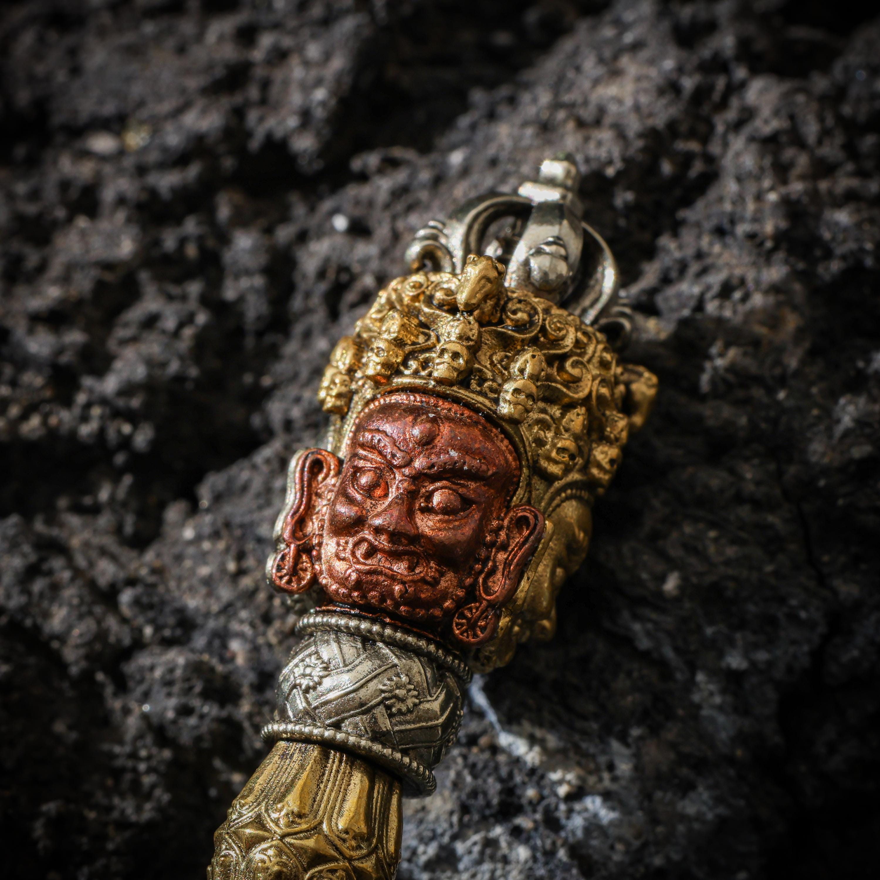 AURA DEER Tibetan Brass Phurba Dagger Statue, Vajrakilaya Ritual Decor, Three-Sided Vajra with Stand