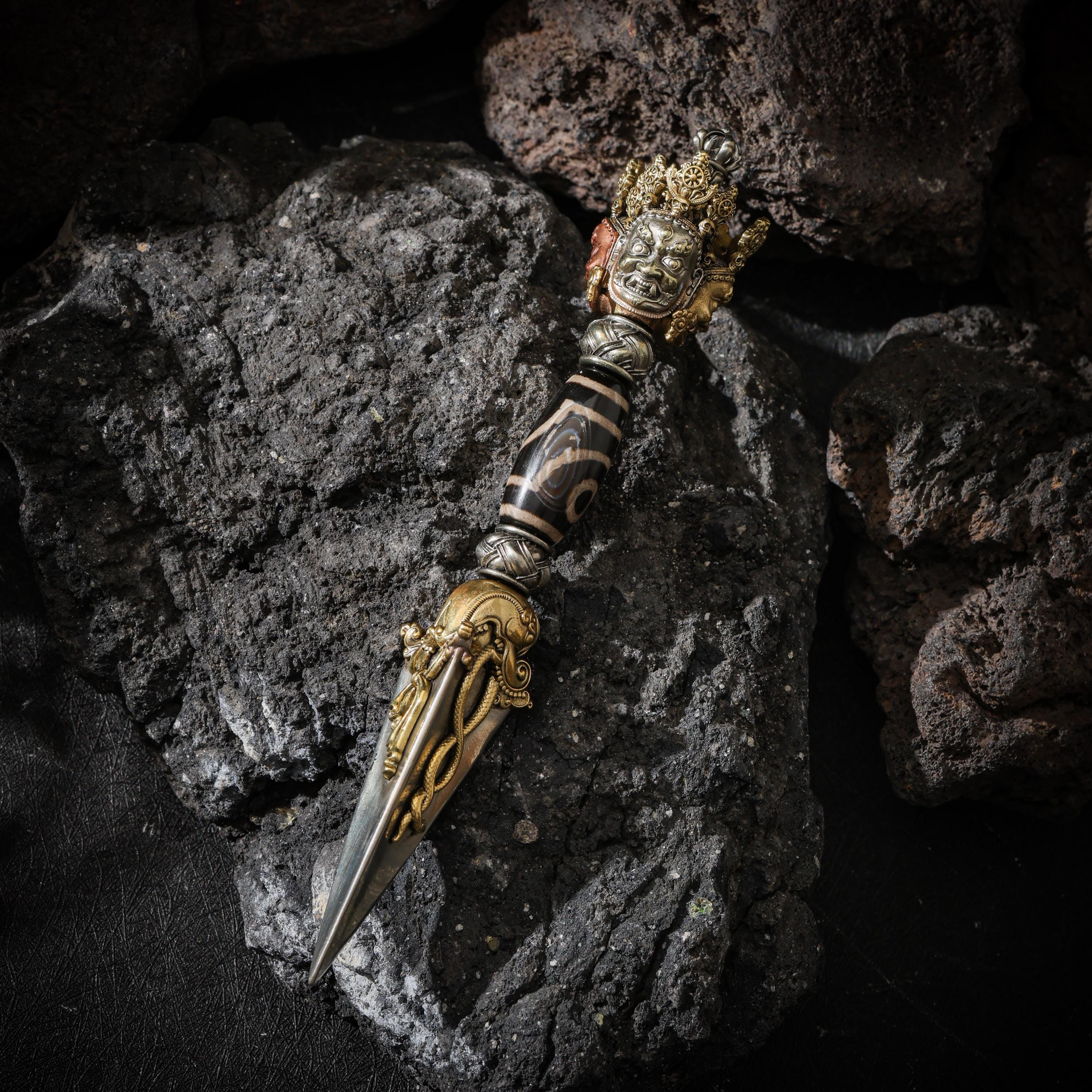 AURA DEER Tibetan Brass Phurba Dagger Statue, Vajrakilaya Ritual Decor, Three-Sided Vajra with Stand