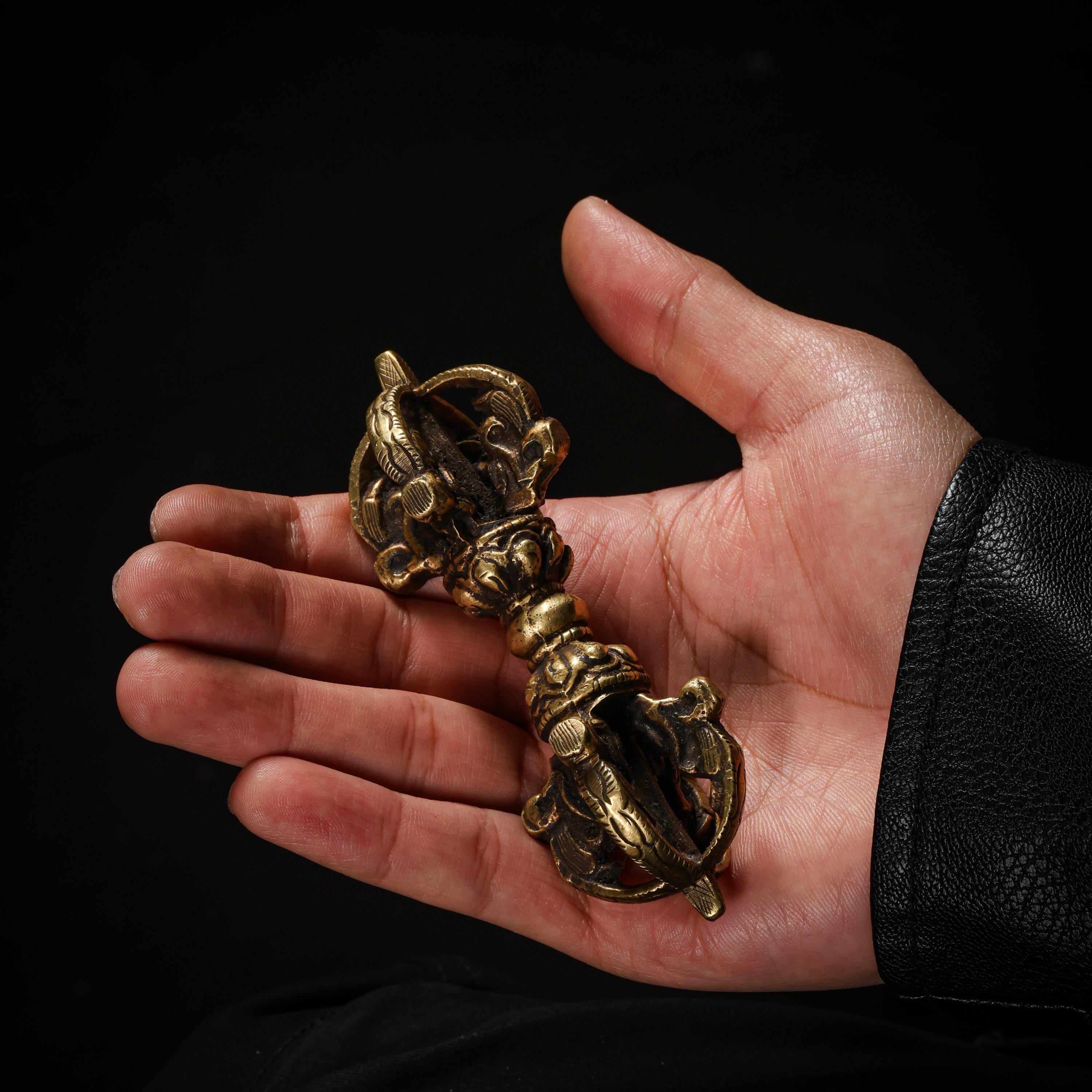 AURA DEER Tibetan Brass Bell and Vajra Set, Five-Prong Dorje, Altar Decor, Meditation Ritual