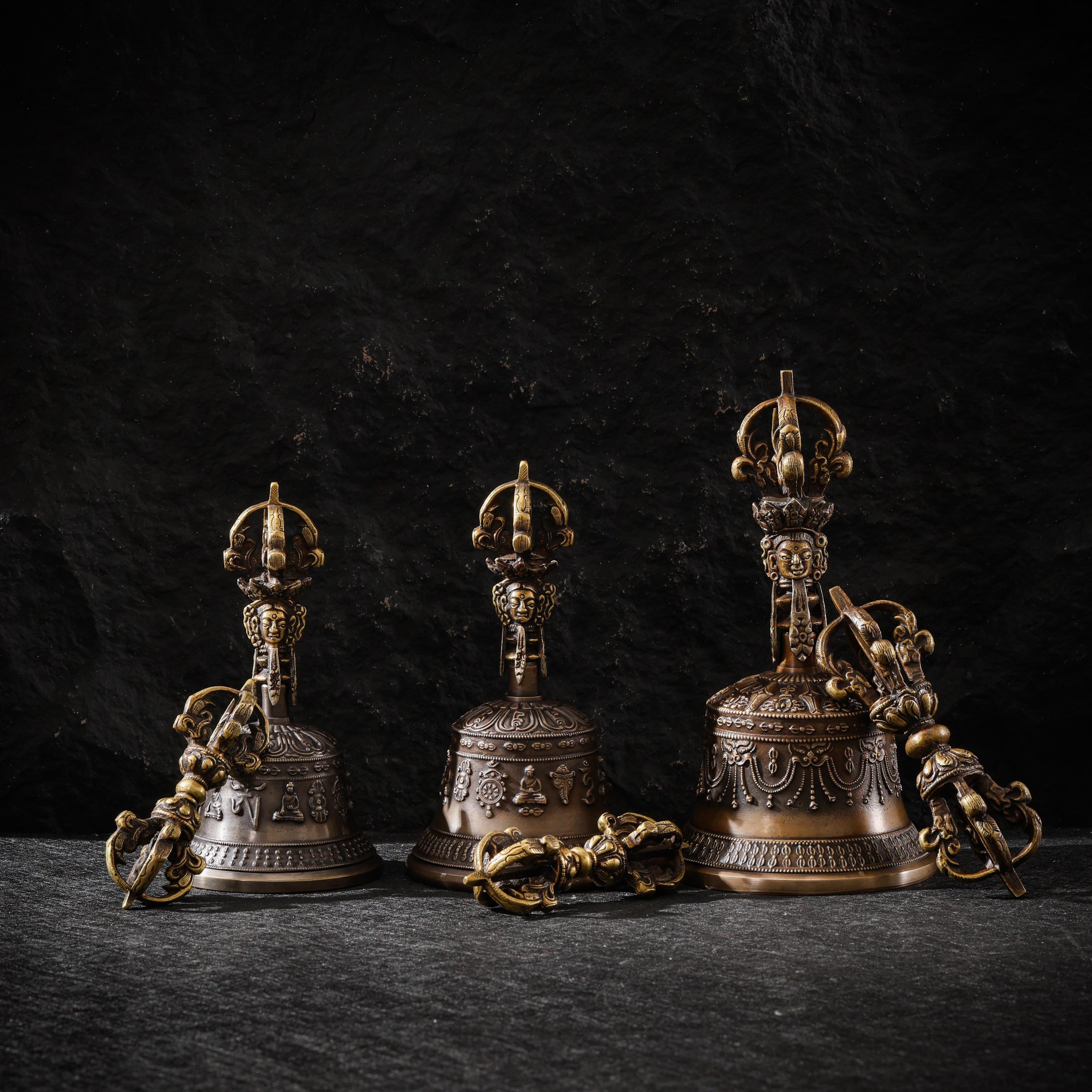 AURA DEER Tibetan Brass Bell and Vajra Set, Five-Prong Dorje, Altar Decor, Meditation Ritual