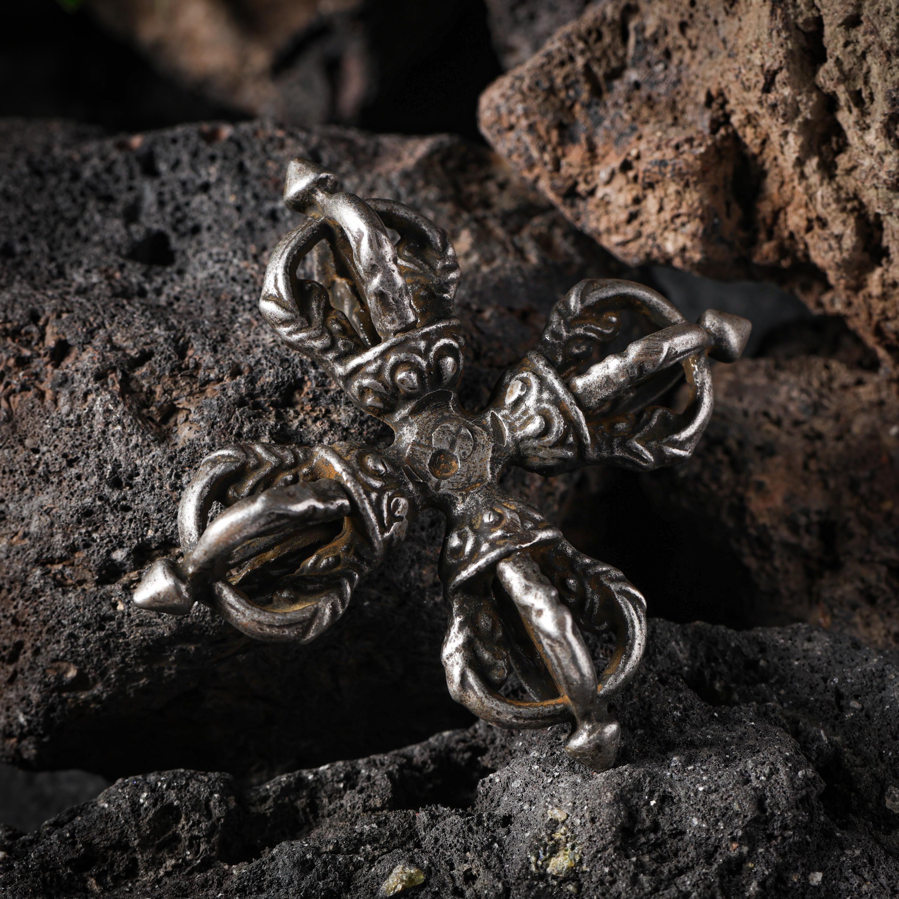 AURA DEER Tibetan Cross Vajra Decor, Double Dorje Altar Piece, Five-Prong Vishvavajra