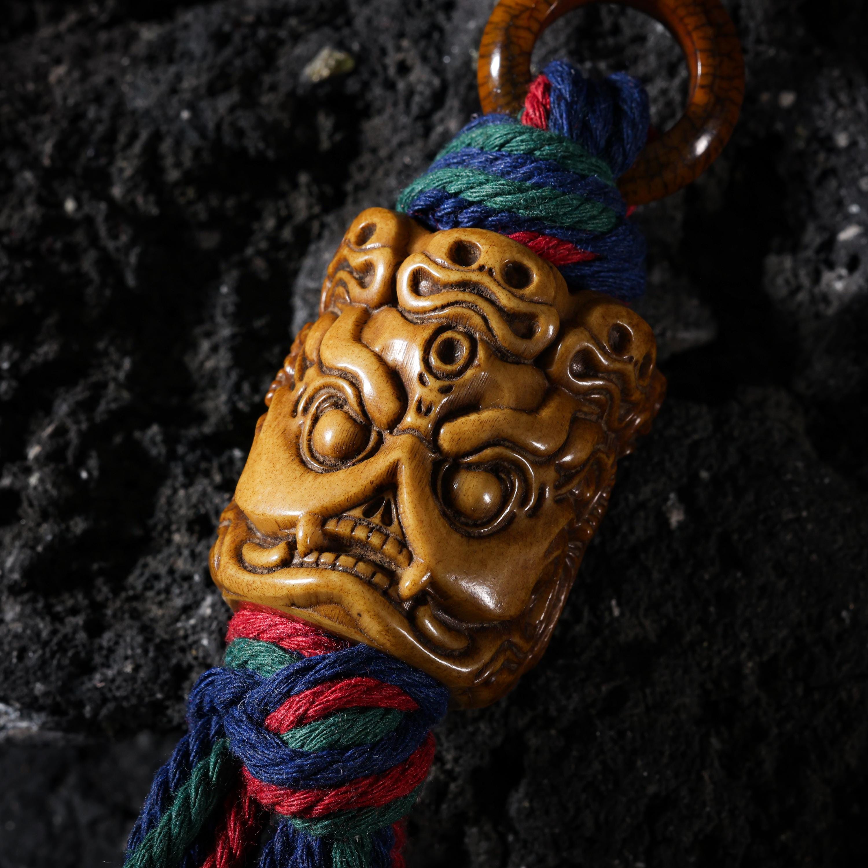 AURA DEER Tibetan Mahakala Bone Charm, Fierce Guardian Talisman, Skull Amulet Keychain, Memento Mori