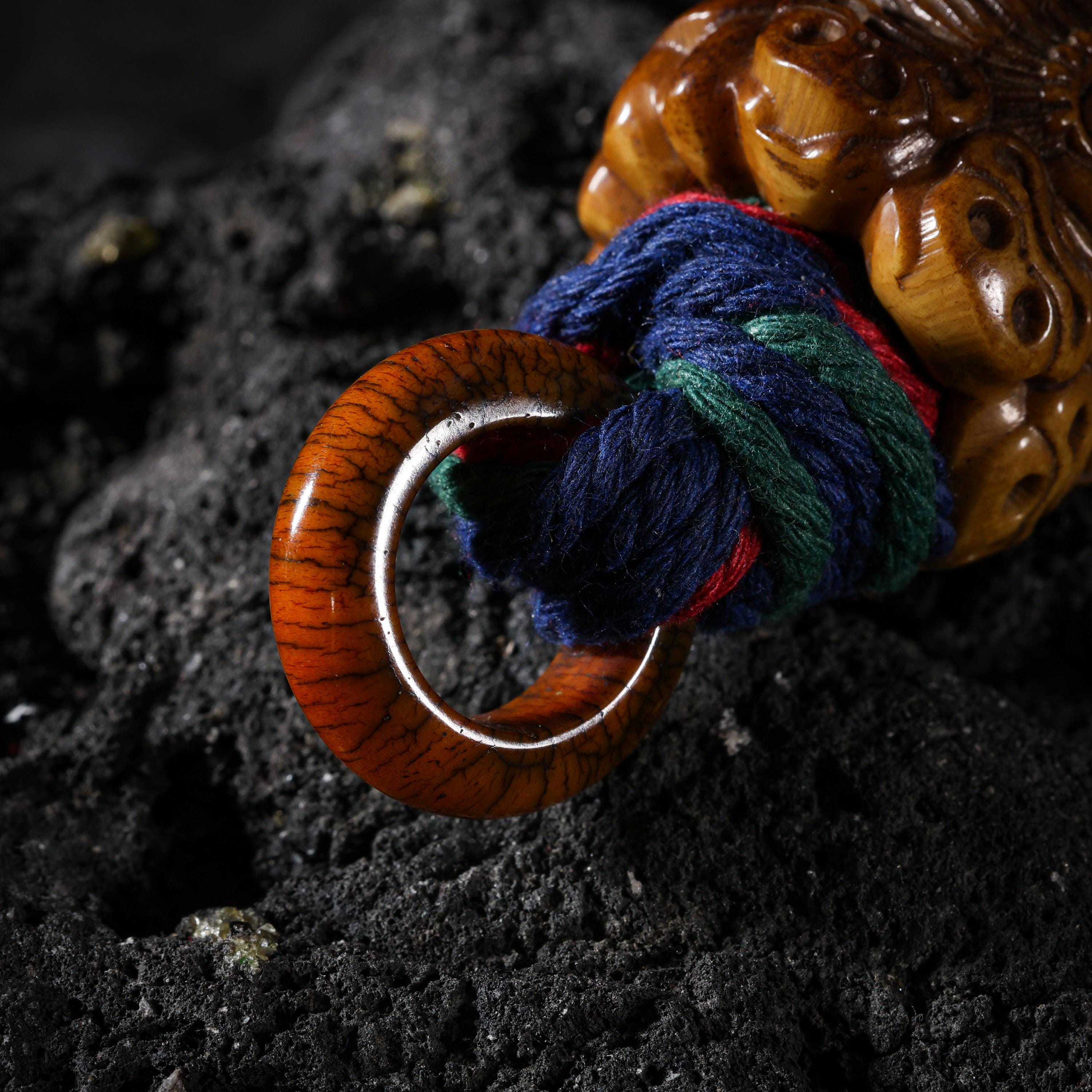 AURA DEER Tibetan Mahakala Bone Charm, Fierce Guardian Talisman, Skull Amulet Keychain, Memento Mori