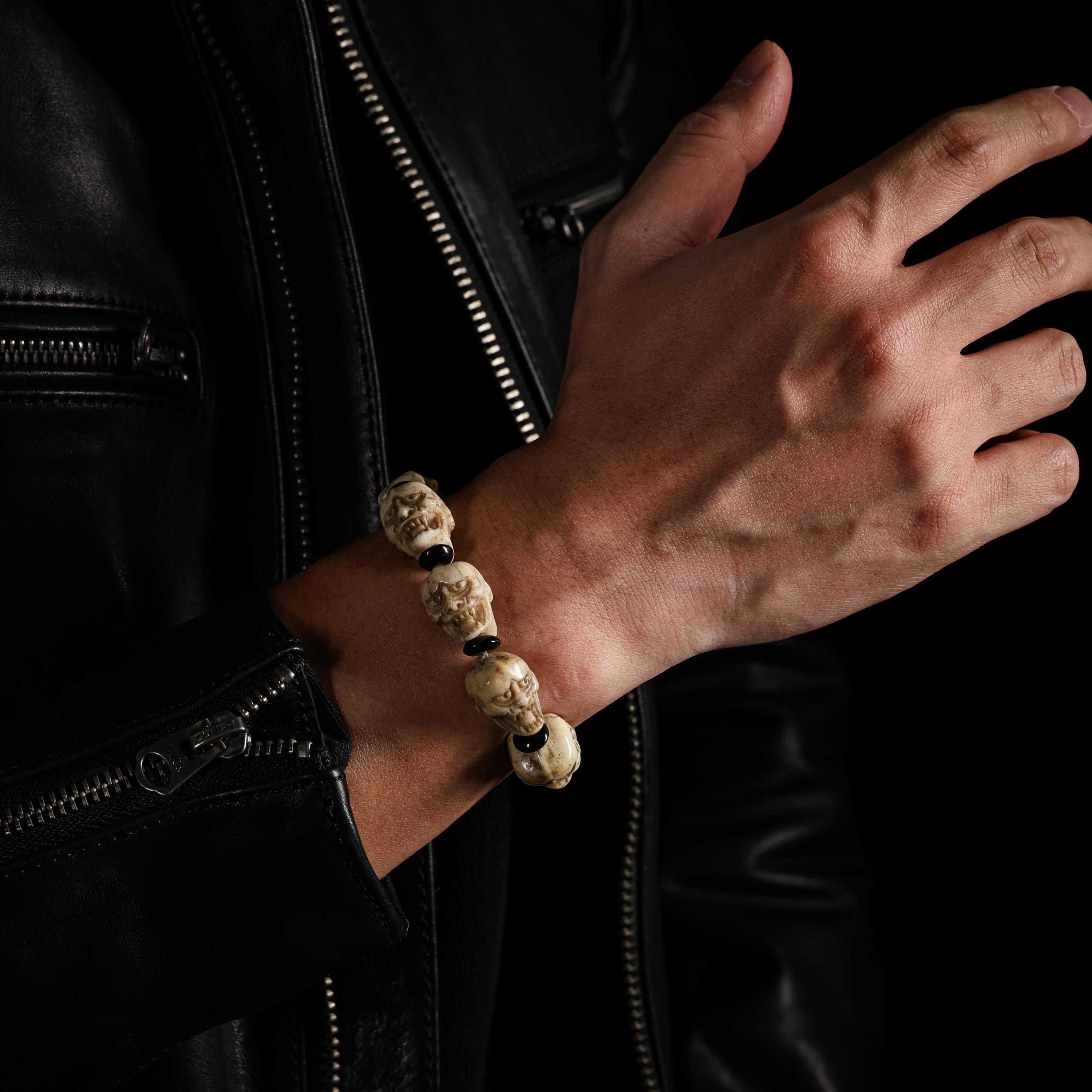AURA DEER Yak Bone Double-Sided Skull Amulet Bracelet Protection Amulet