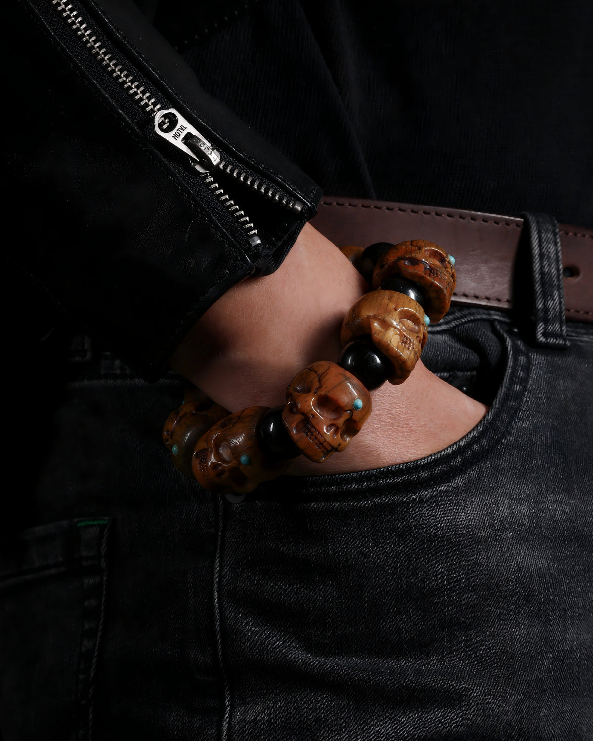 Bracciale con teschio in osso di yak