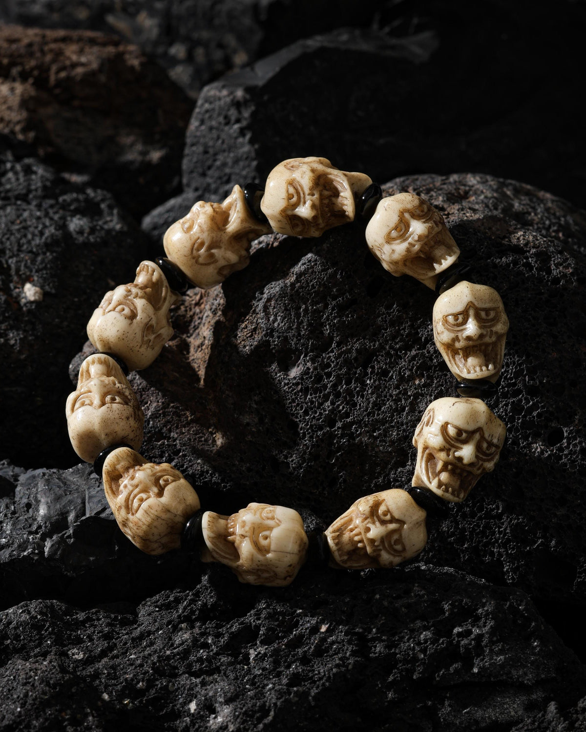 Bone Double-Sided Skull Bracelet-4