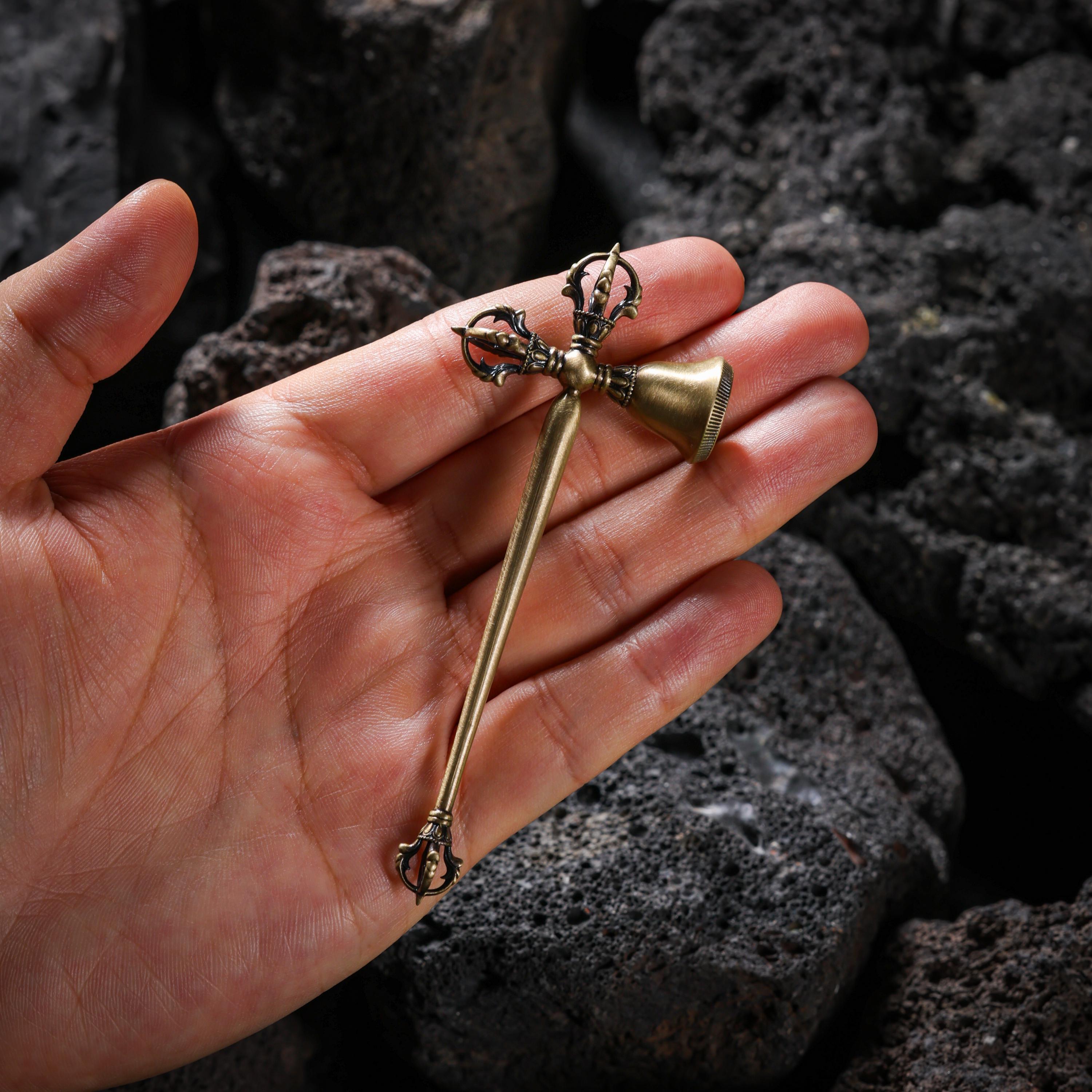 AURA DEER Tibetan Vajra Hammer Ritual Object Altar Piece Handheld Talisman