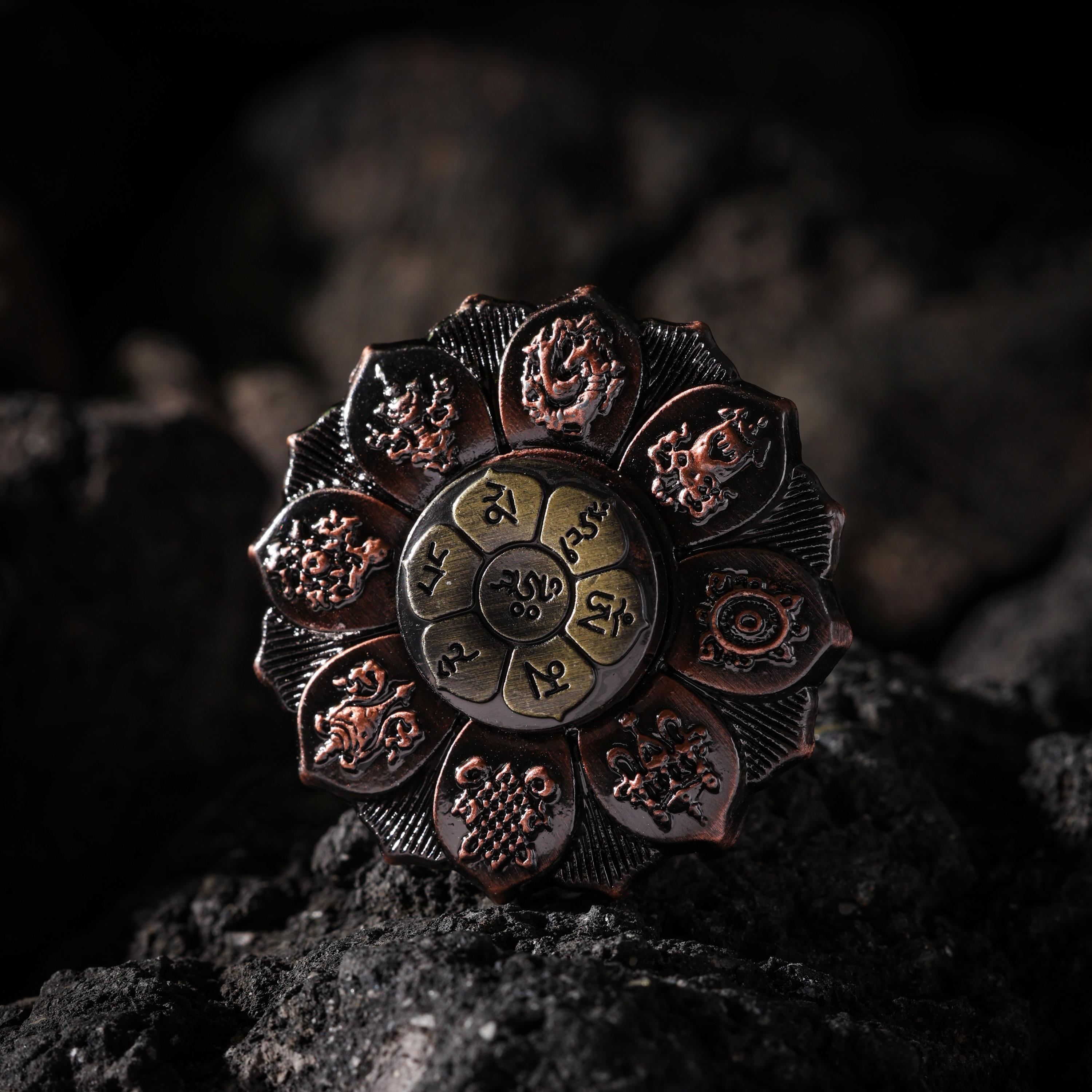 AURA DEER Finger Spinner Brass Lotus Wheel Eight Auspicious Symbols EDC Handheld Talisman