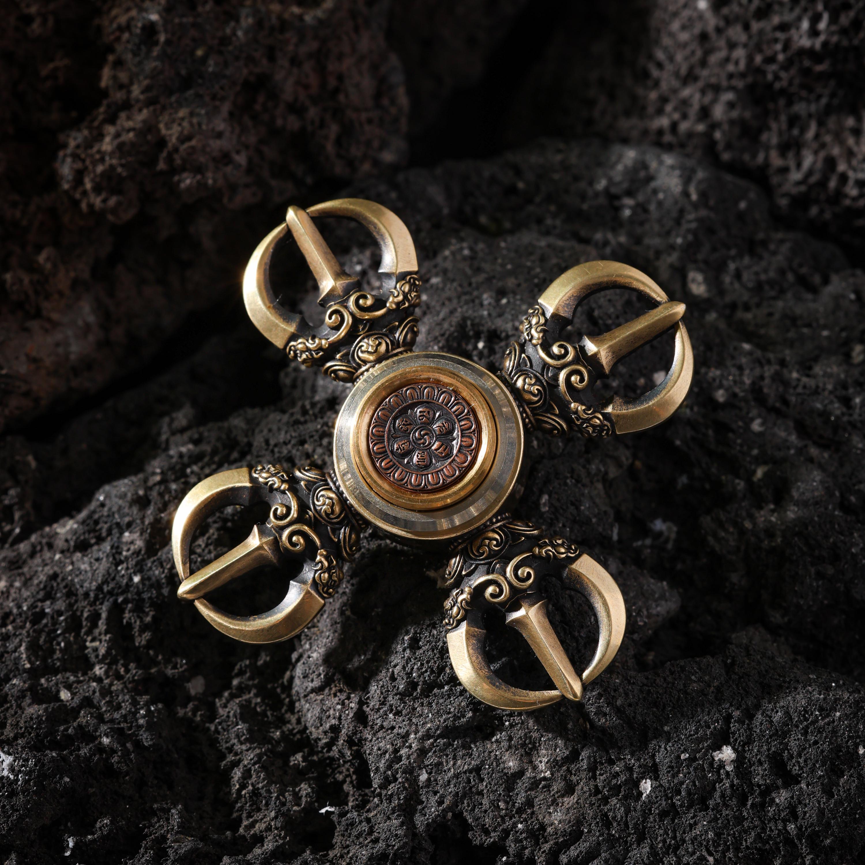 AURA DEER Finger Spinner Tibetan Vajra Dorje Brass EDC Handheld Talisman