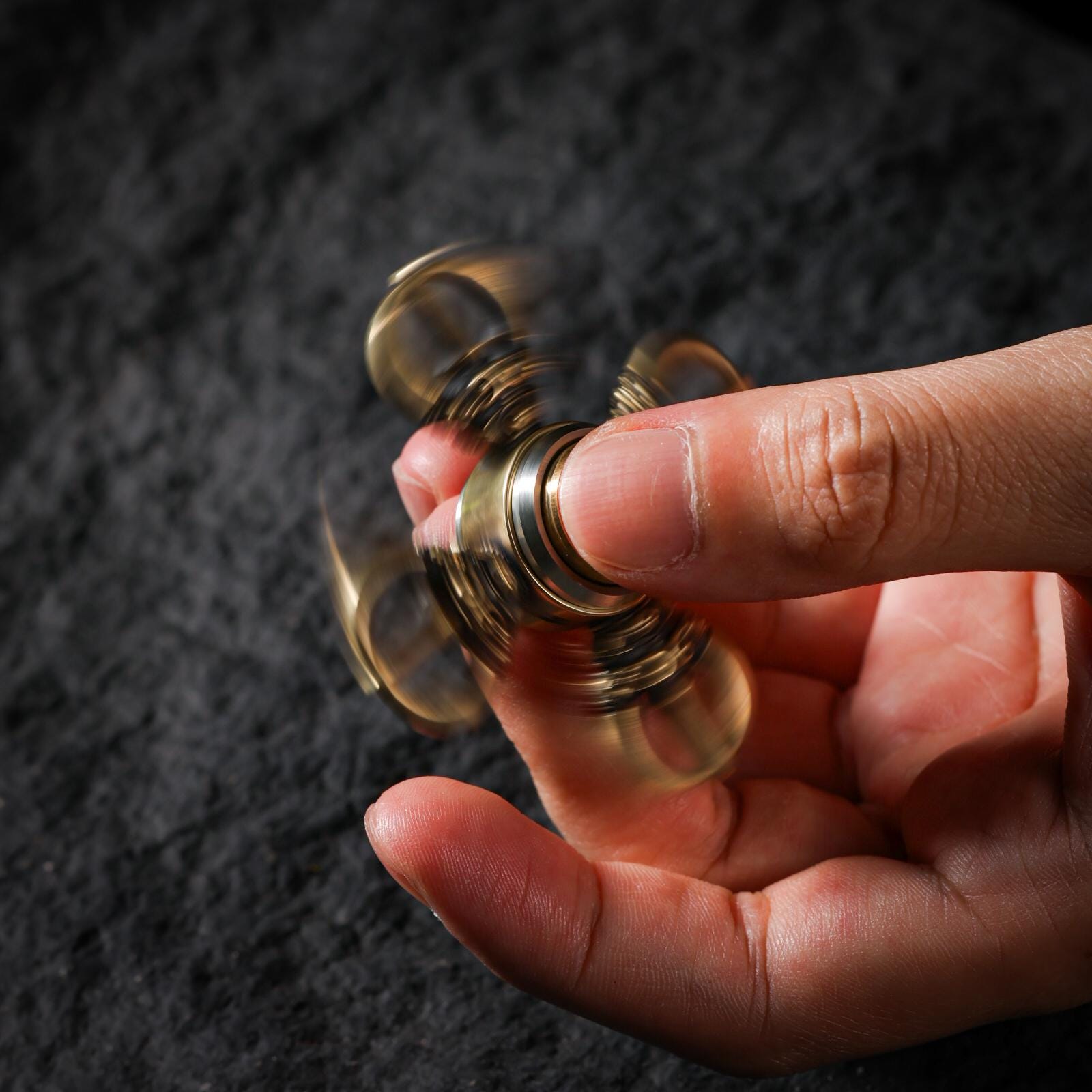 AURA DEER Finger Spinner Tibetan Vajra Dorje Brass EDC Handheld Talisman