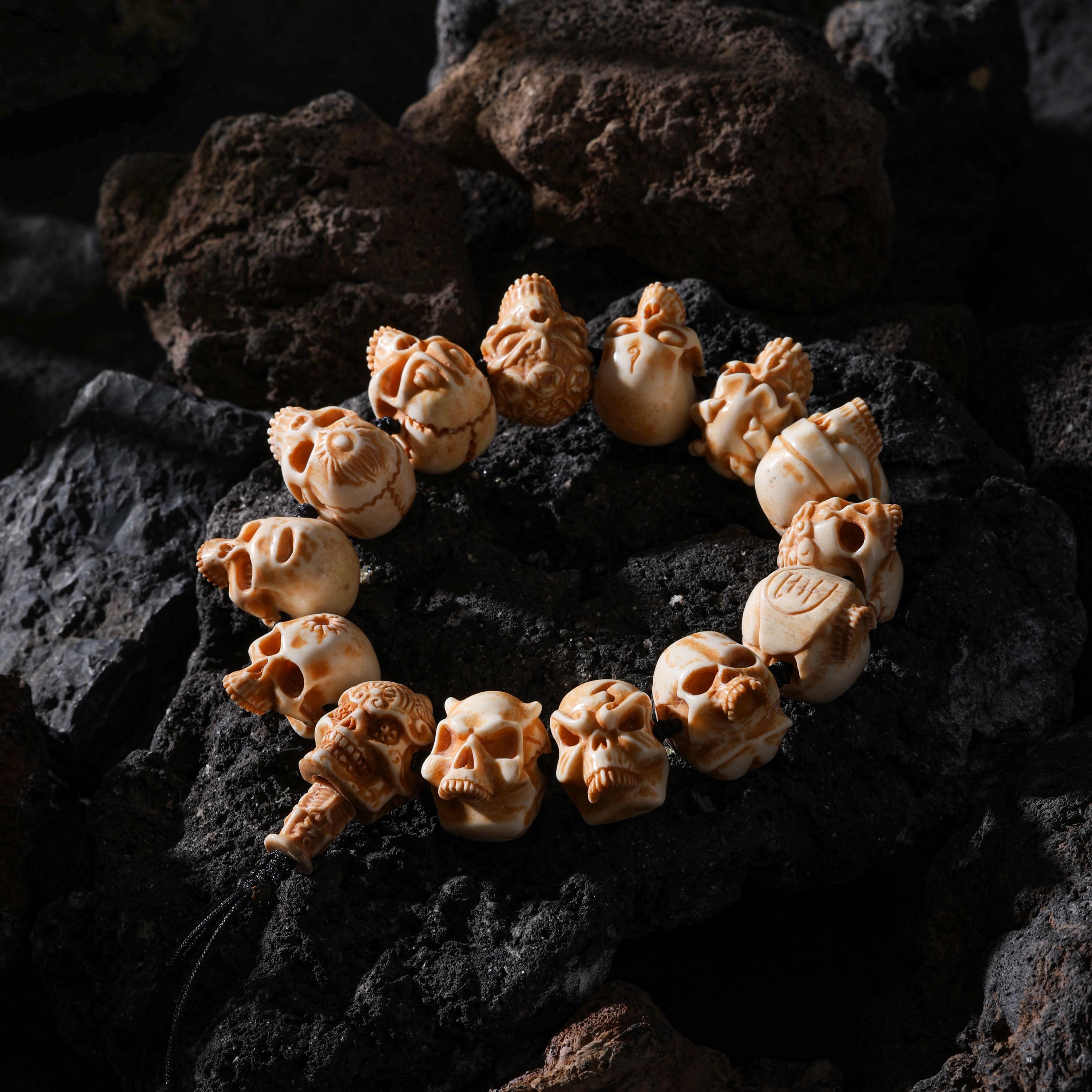 AURA DEER Skull Bracelet Hand-Carved Yak Bone Beads Tibetan Talisman
