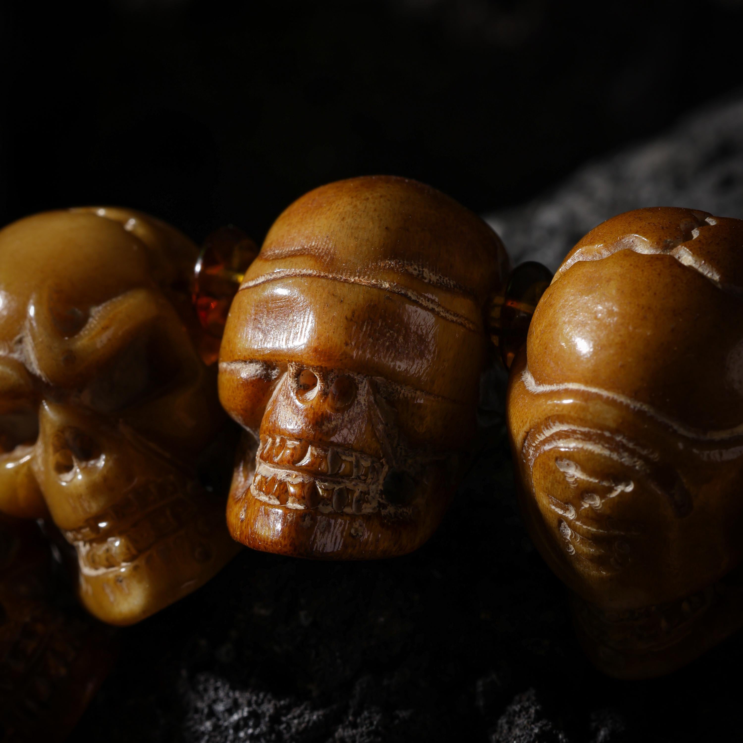AURA DEER Chitipati Skull Yak Bone Bracelet Hand-Carved 13 Beads 23mm