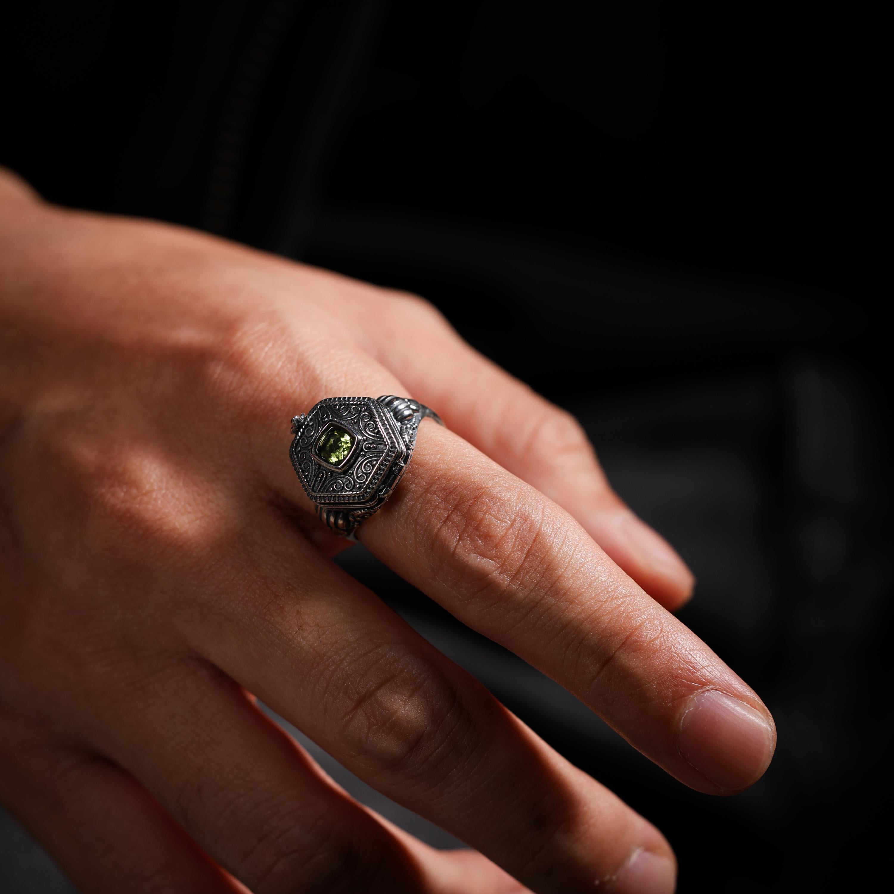 AURA DEER Peridot Gawu Box Ring Sterling Silver Adjustable Locket Ring