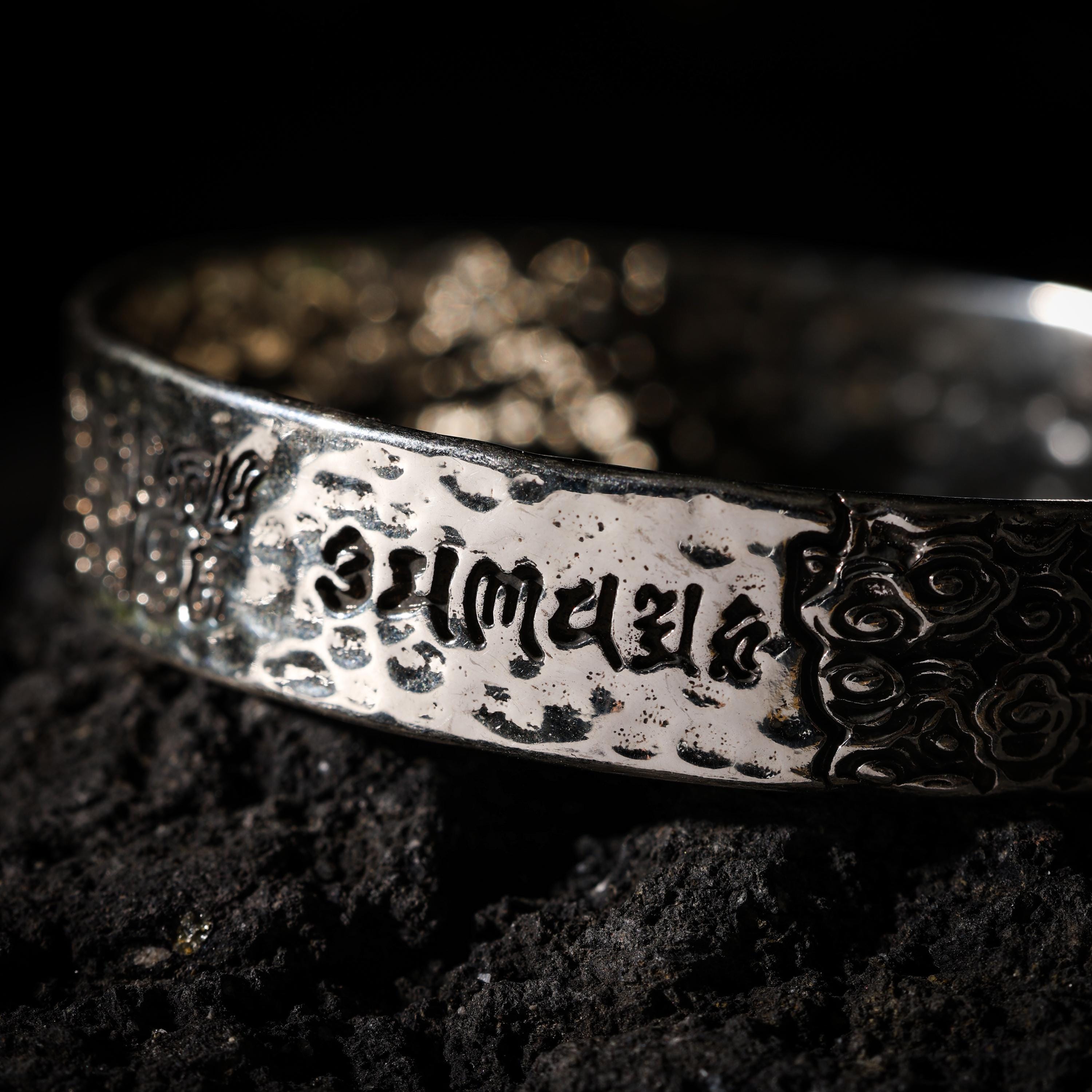 AURA DEER Yellow Jambhala Taotie Mantra Cuff Bracelet