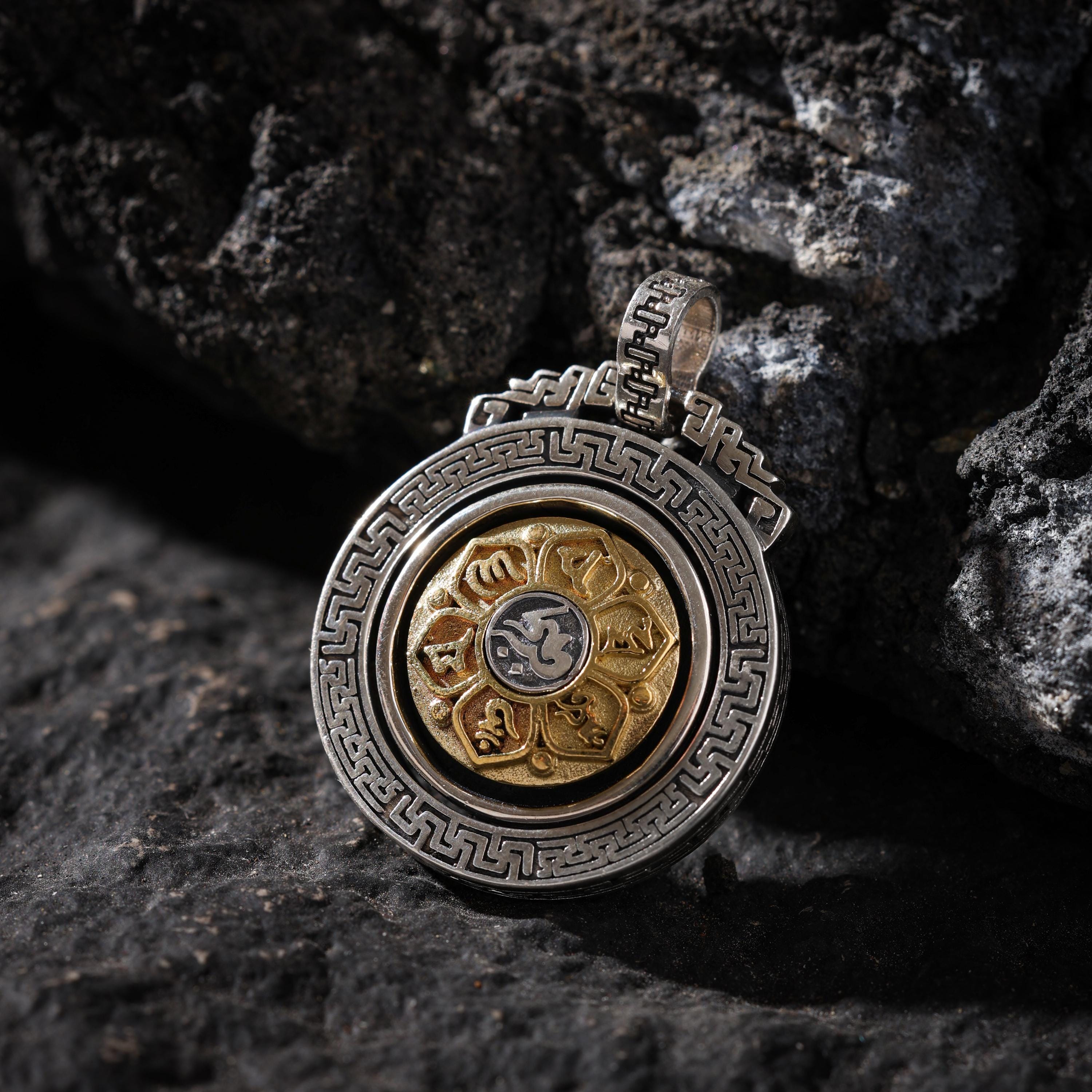 AURA DEER Rotating Round Bagua Mantra Pendant Necklace Sterling Silver Tibetan Amulet