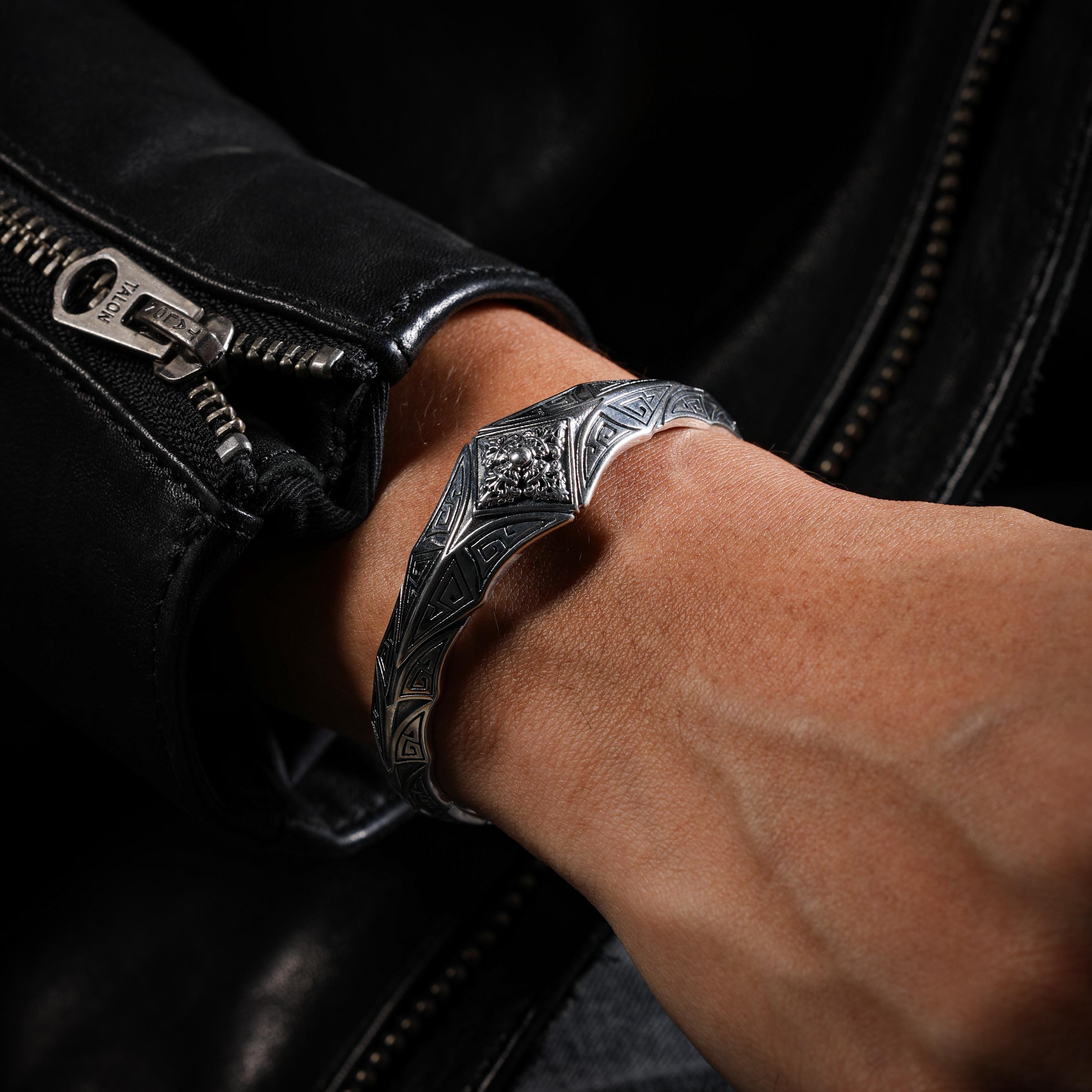 AURA DEER Vajra Open Cuff Bracelet S925 Sterling Silver Tibetan Amulet