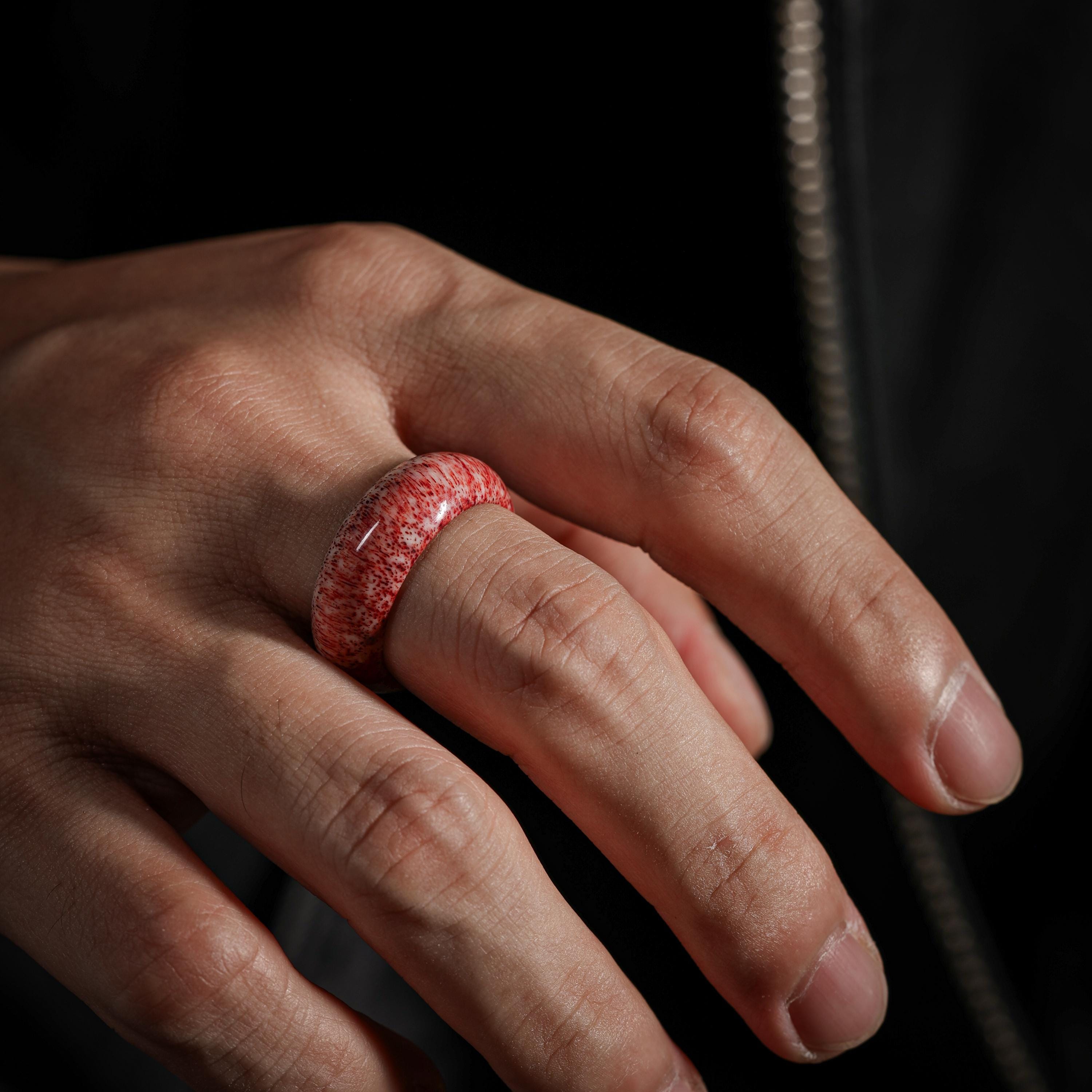 AURA DEER Crimson-Marbled Yak Bone Thumb Ring