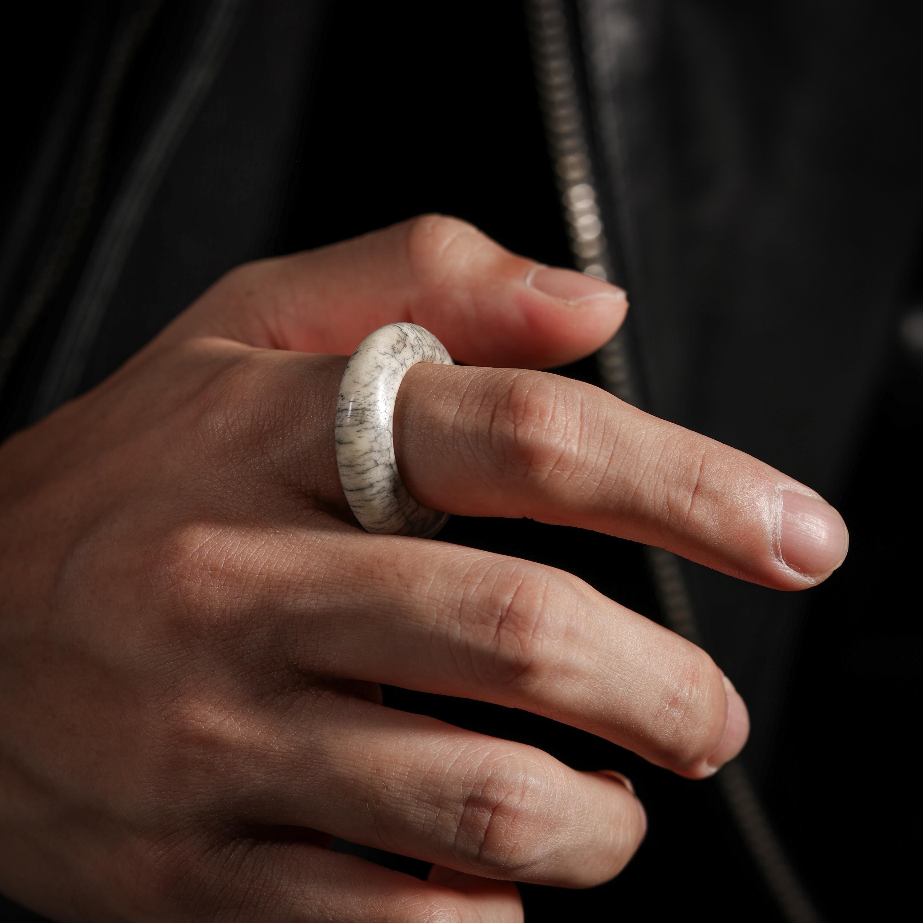 AURA DEER Weathered Yak Bone Thumb Ring