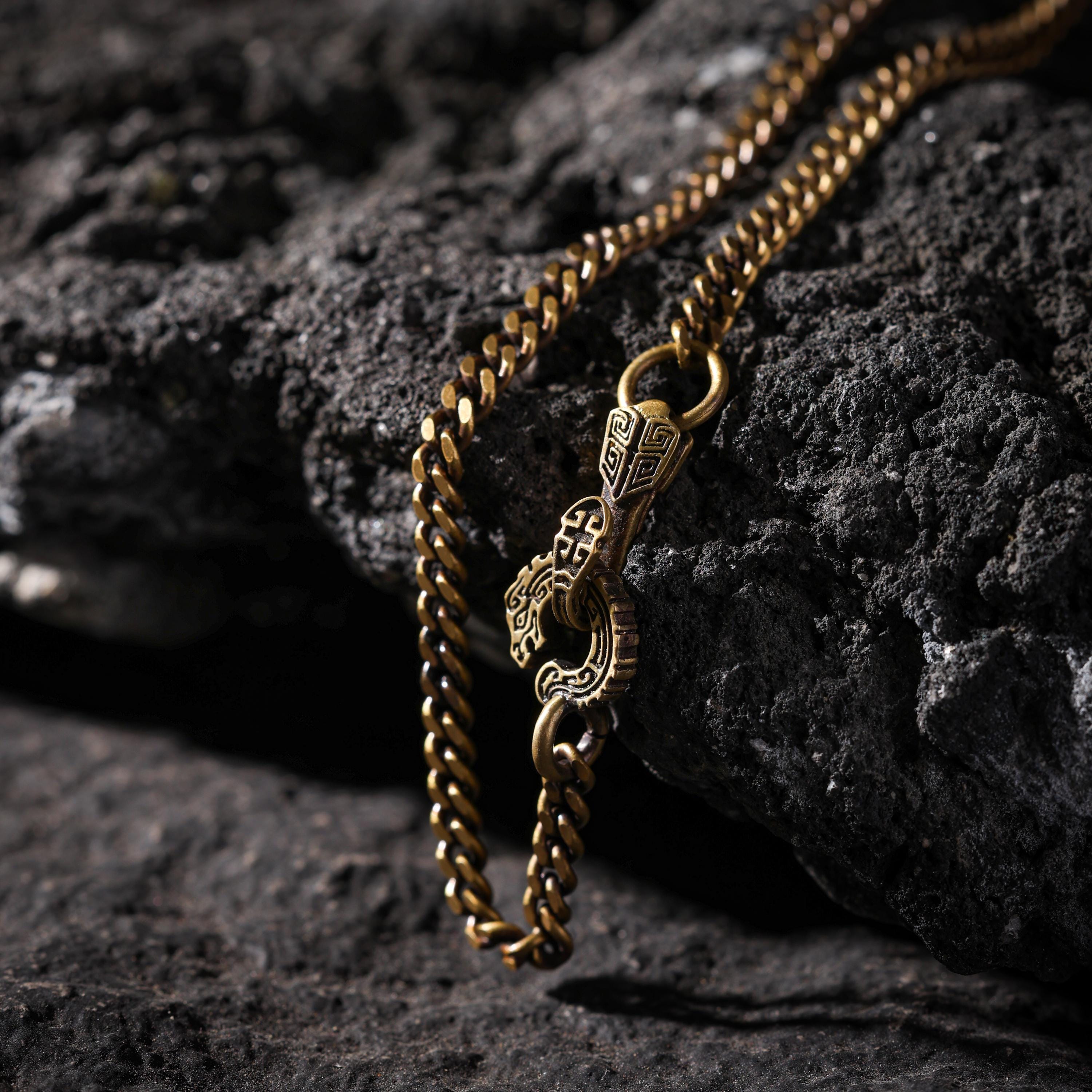 AURA DEER Kui Dragon Brass Cuban Chain Necklace