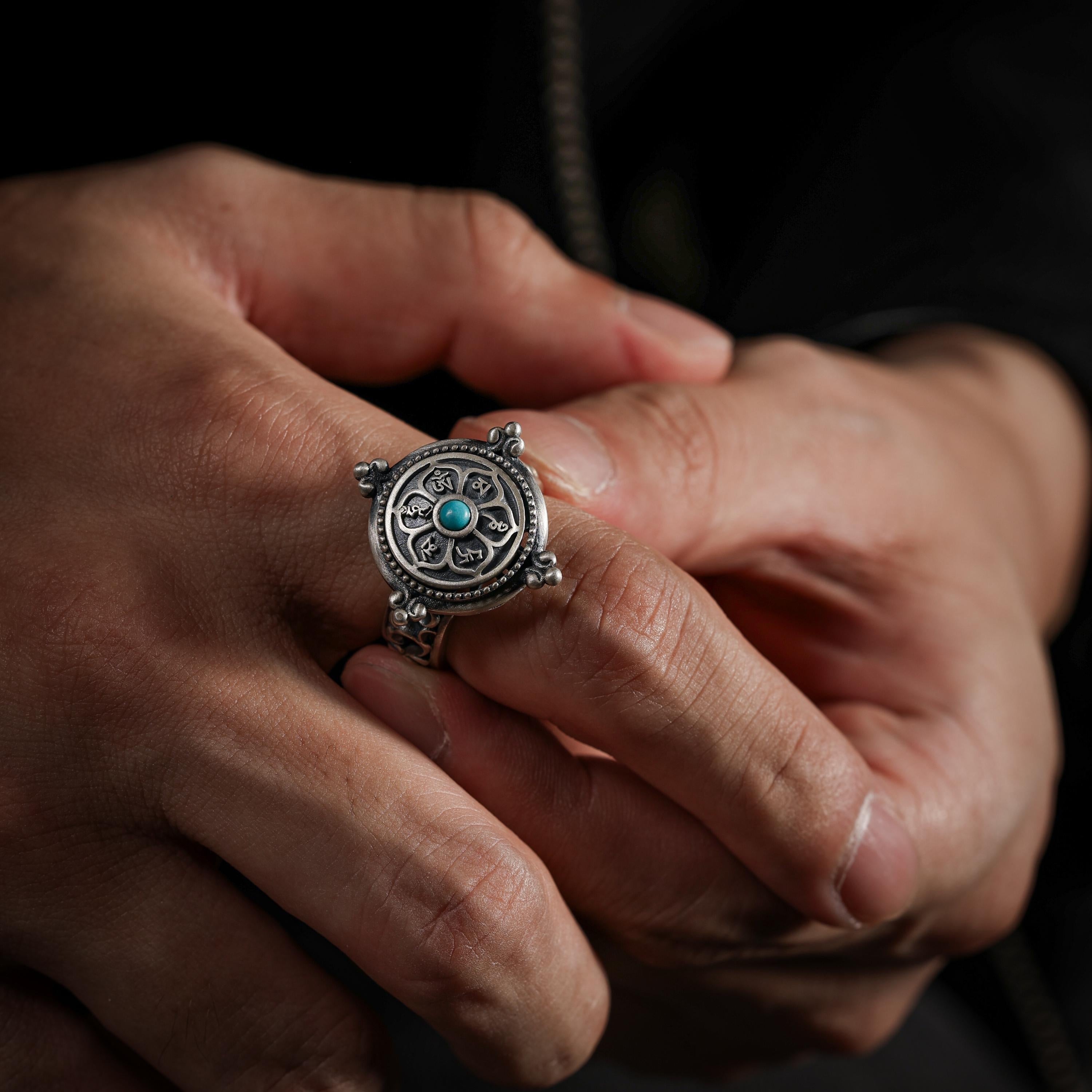 AURA DEER Six-Word Mantra Turquoise Rotating Sterling Silver Ring