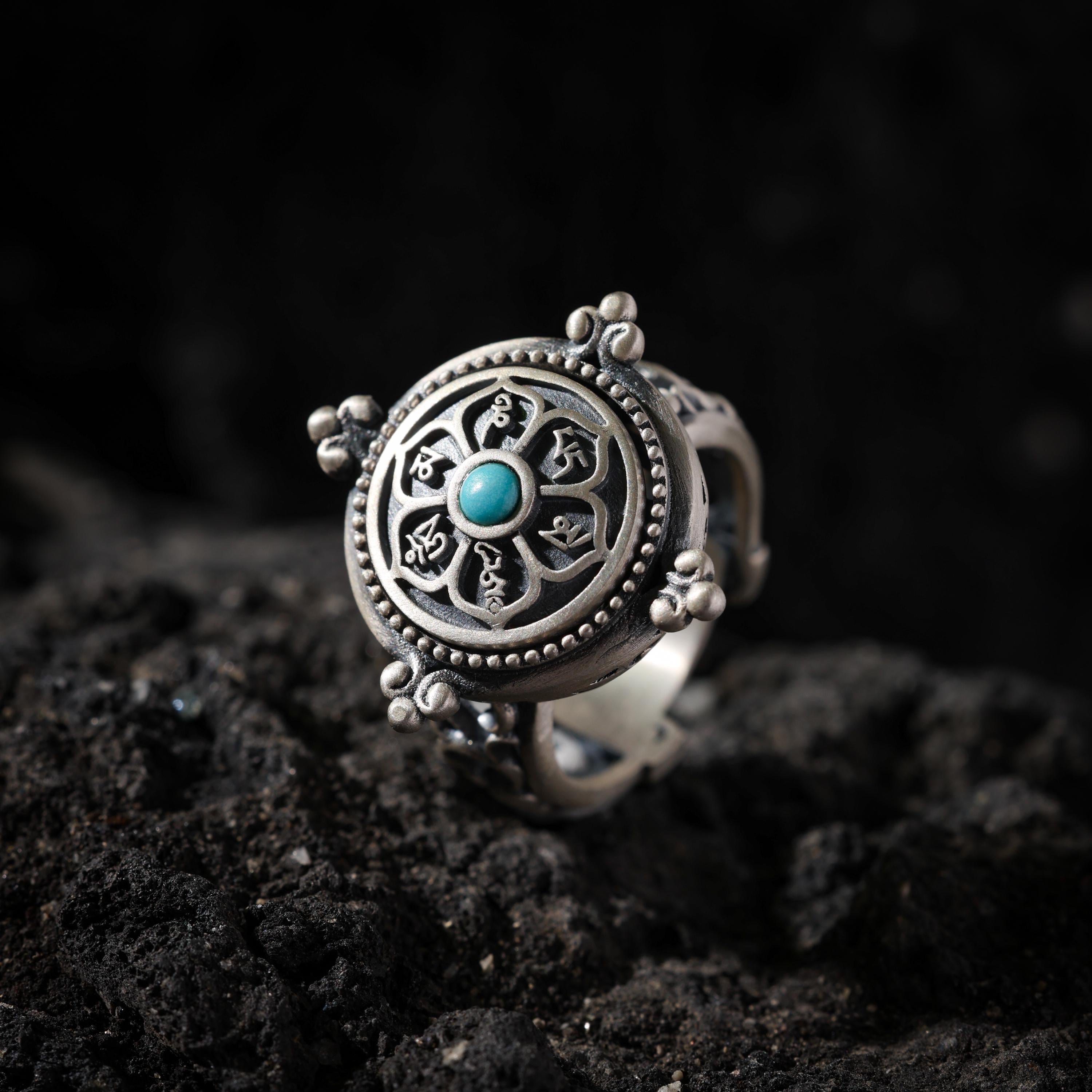 AURA DEER Six-Word Mantra Turquoise Rotating Sterling Silver Ring