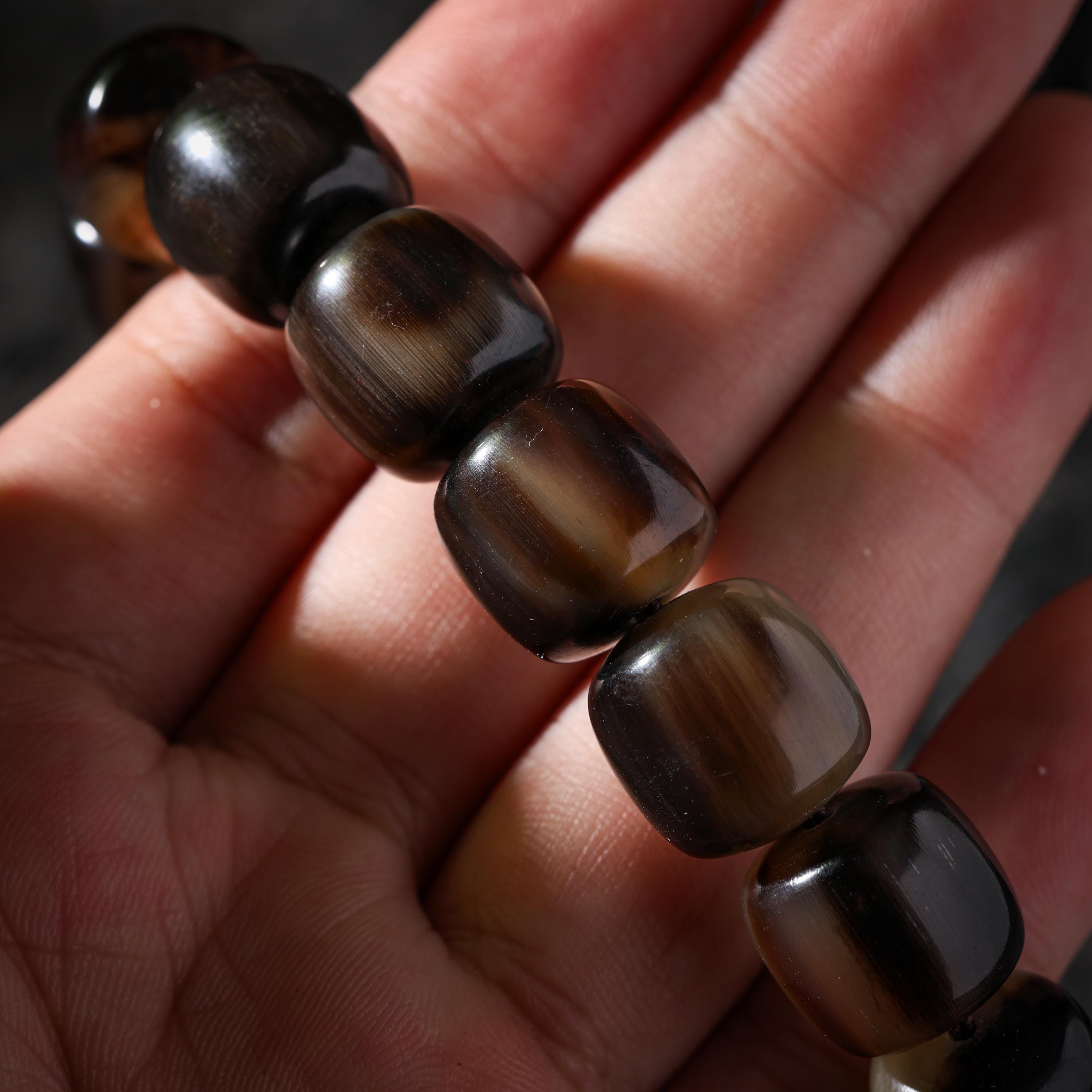 AURA DEER Natural Yak Bone Beaded Bracelet