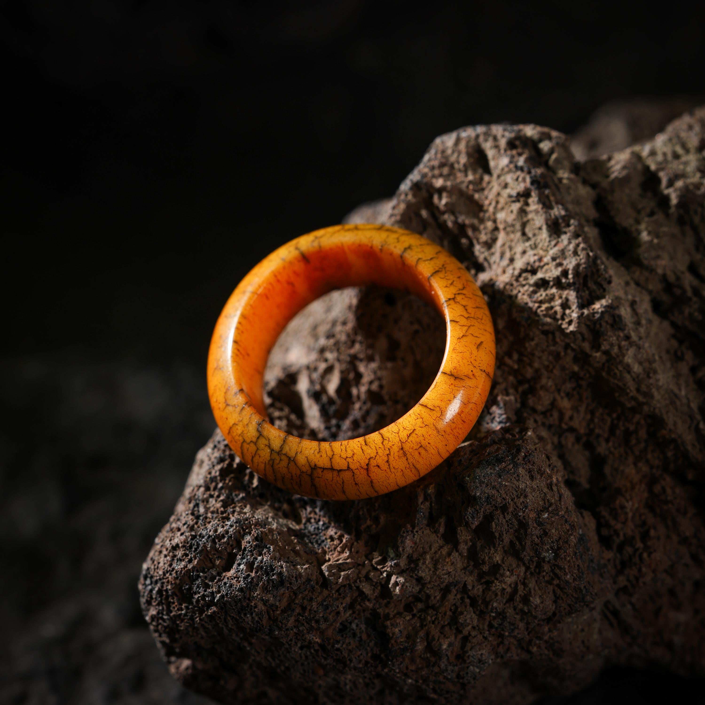 AURA DEER Weathered Yak Bone Thumb Ring