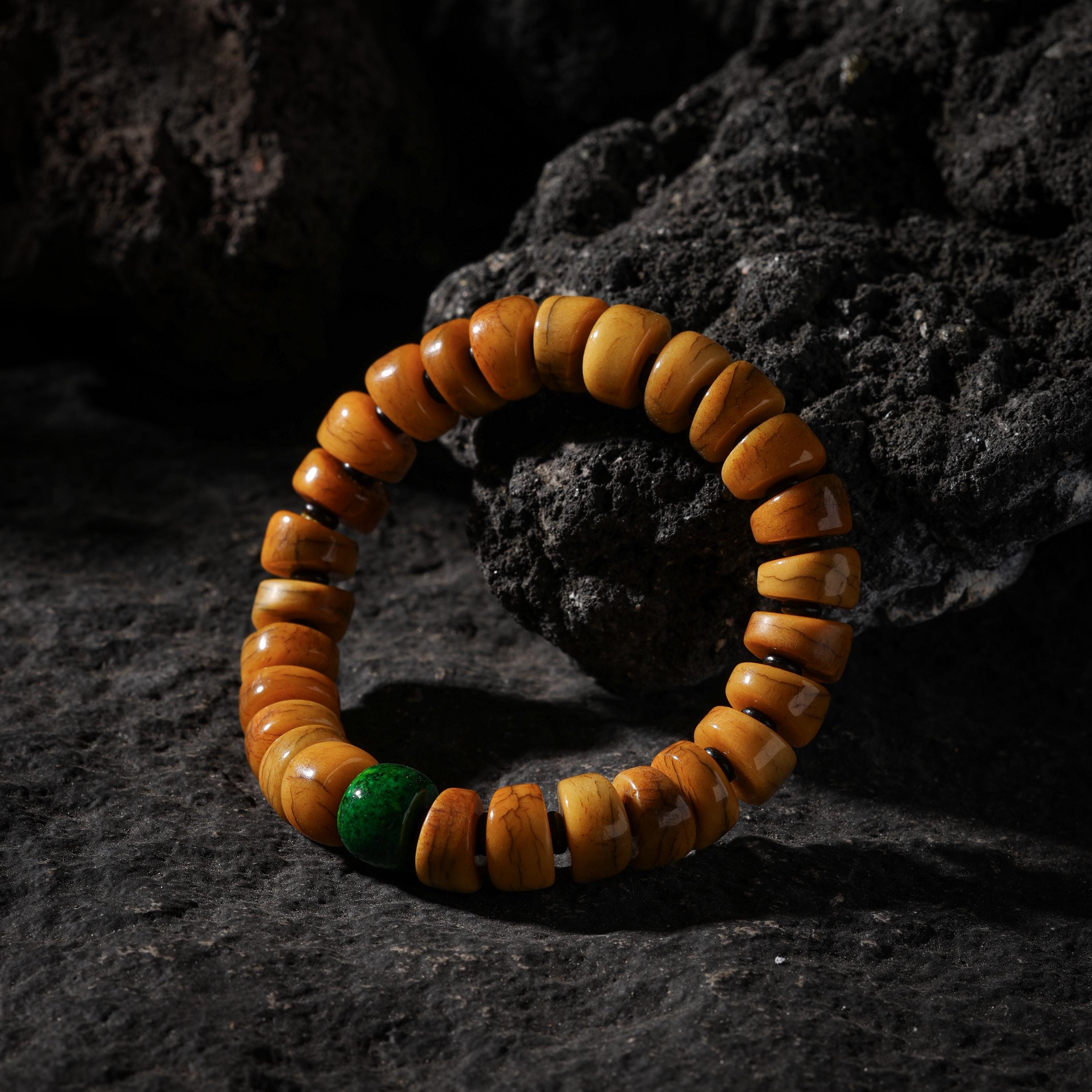 AURA DEER Thin-Cut Yak Bone Rondelle Bracelet with Turquoise