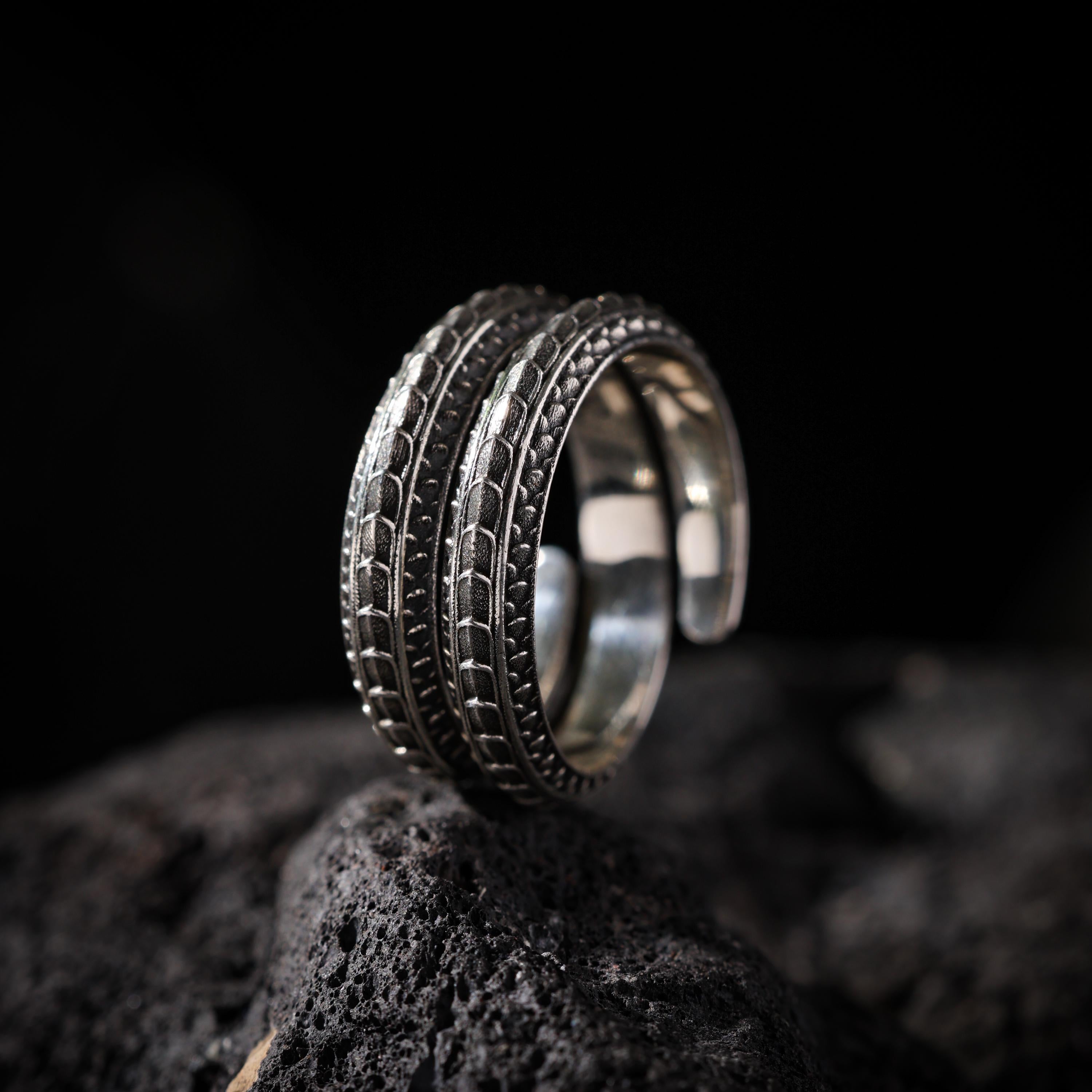 AURA DEER Sterling Silver Dragon Scale Adjustable Ring
