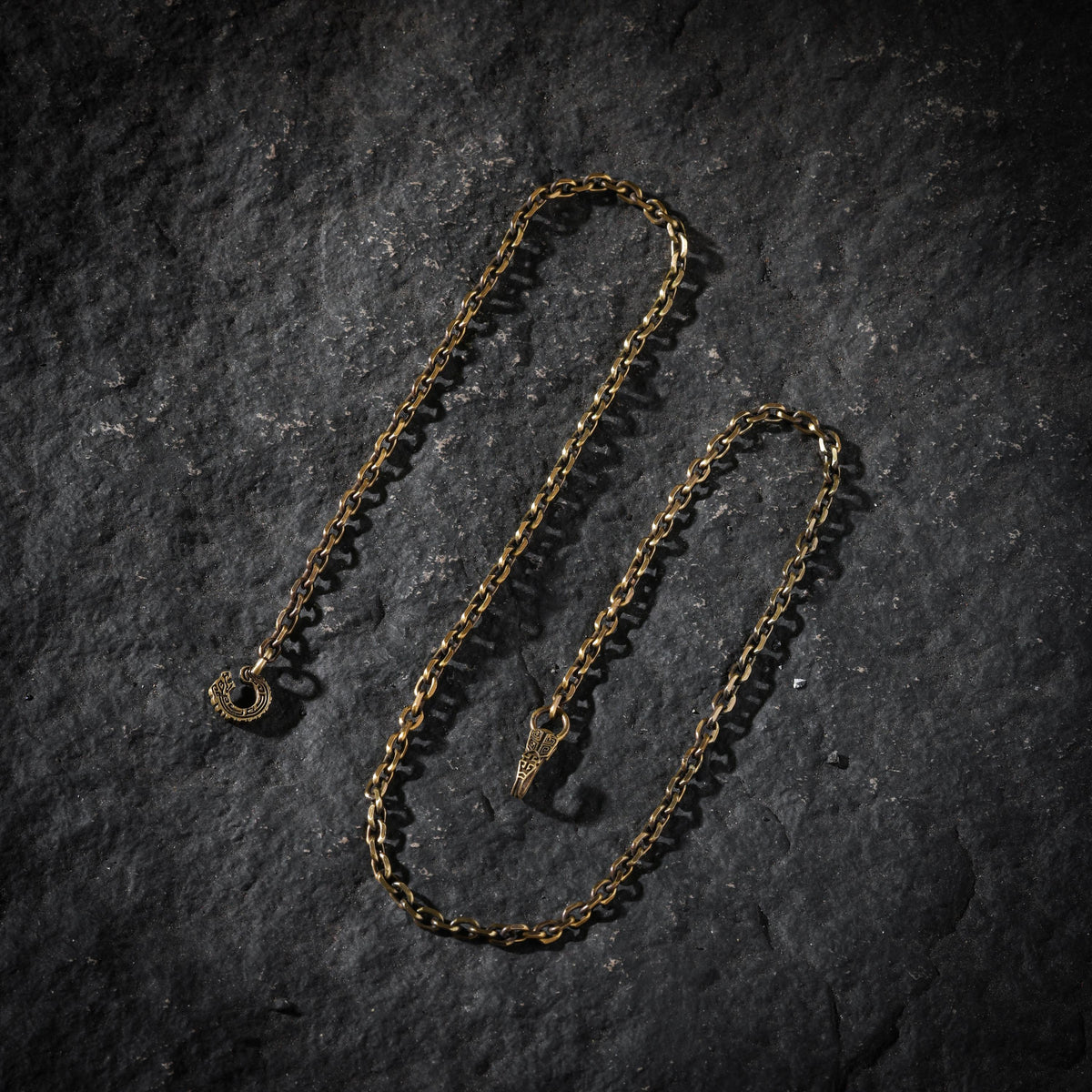 AURA DEER Kui Dragon Brass Faceted Rolo Chain Necklace