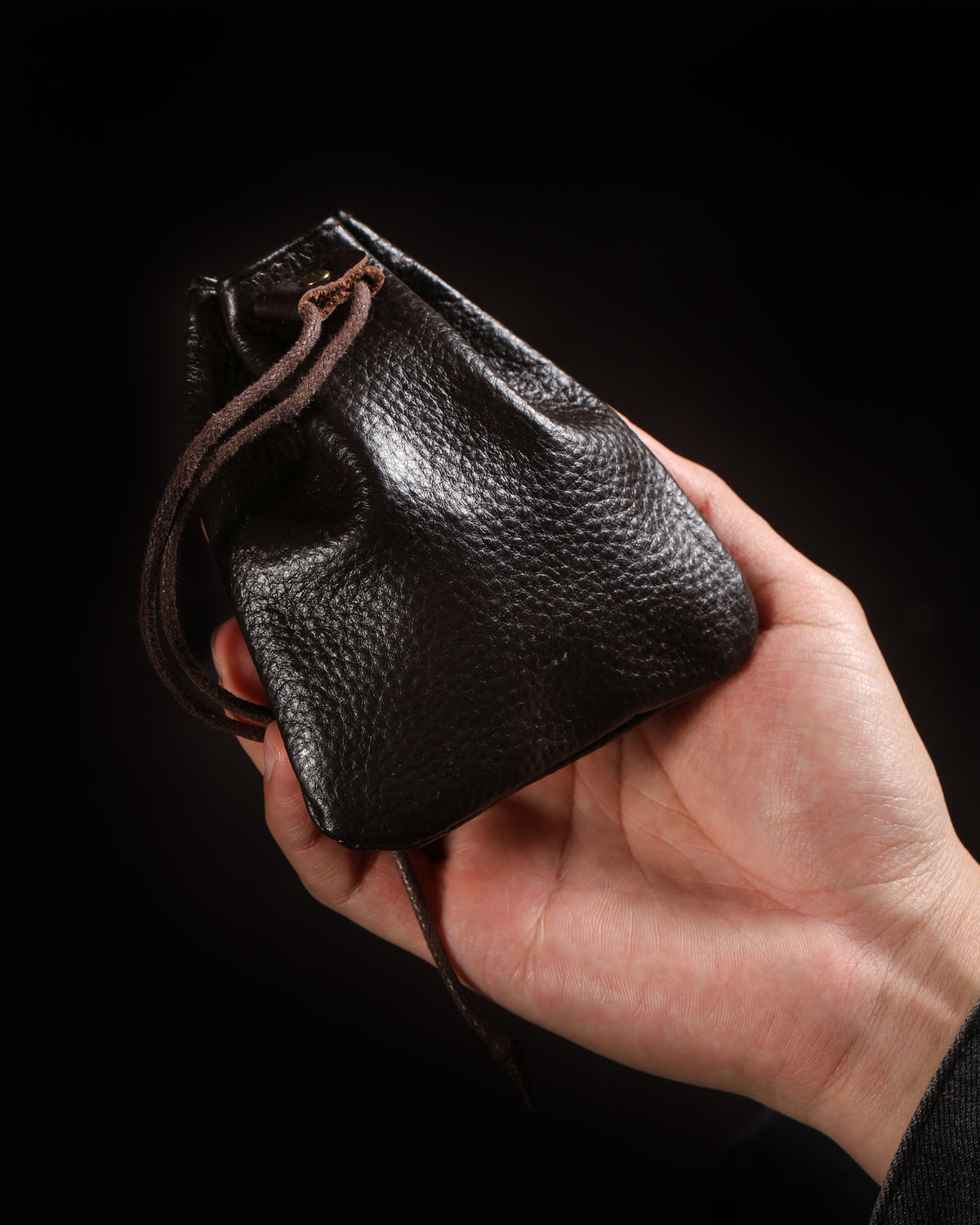 Pochette à bijoux en cuir de vachette huilé-8