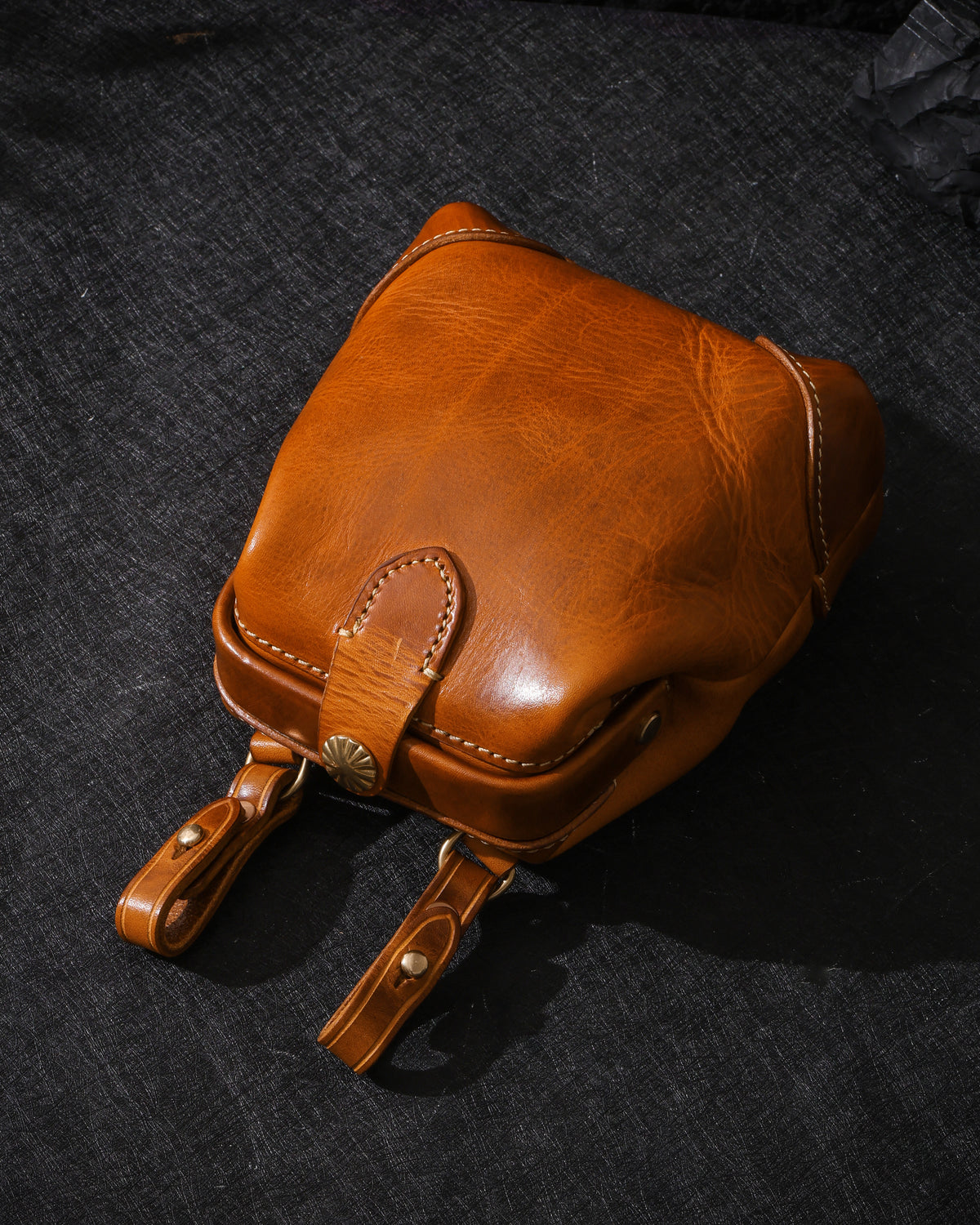 Borsa in pelle conciata al vegetale-24
